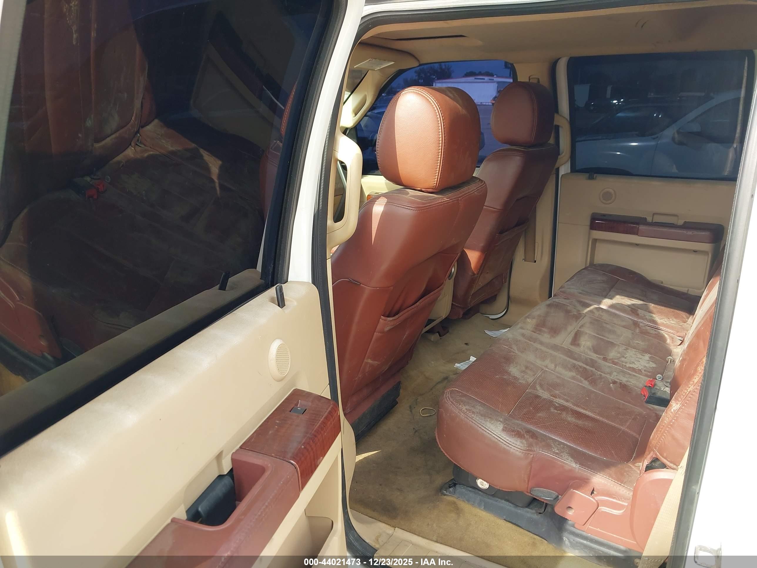FORD F-350 image 8