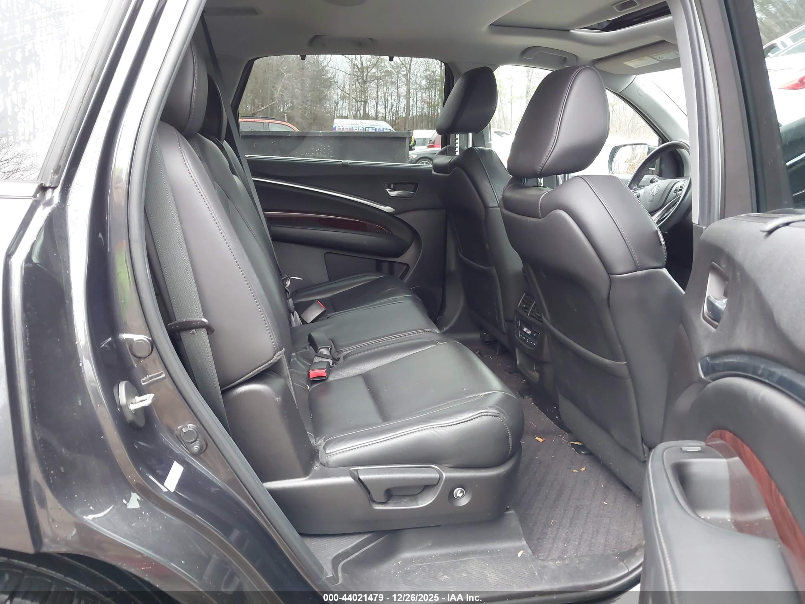 ACURA MDX image 8