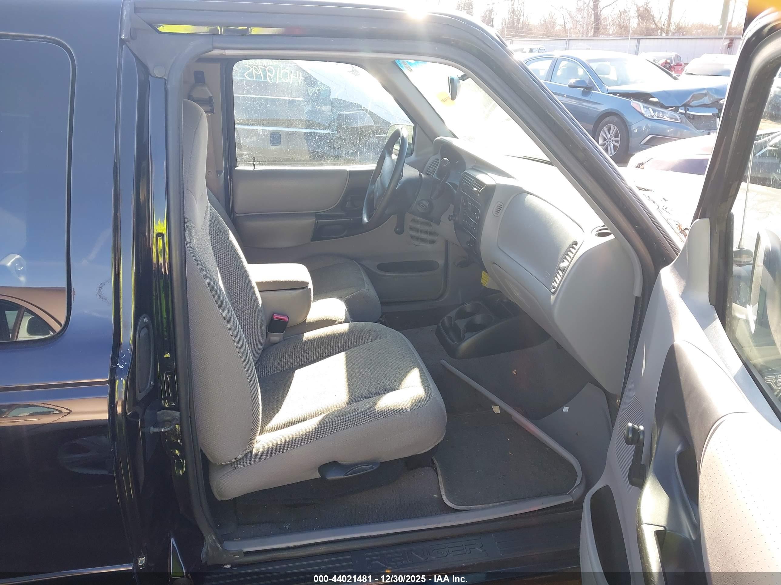 FORD RANGER image 5