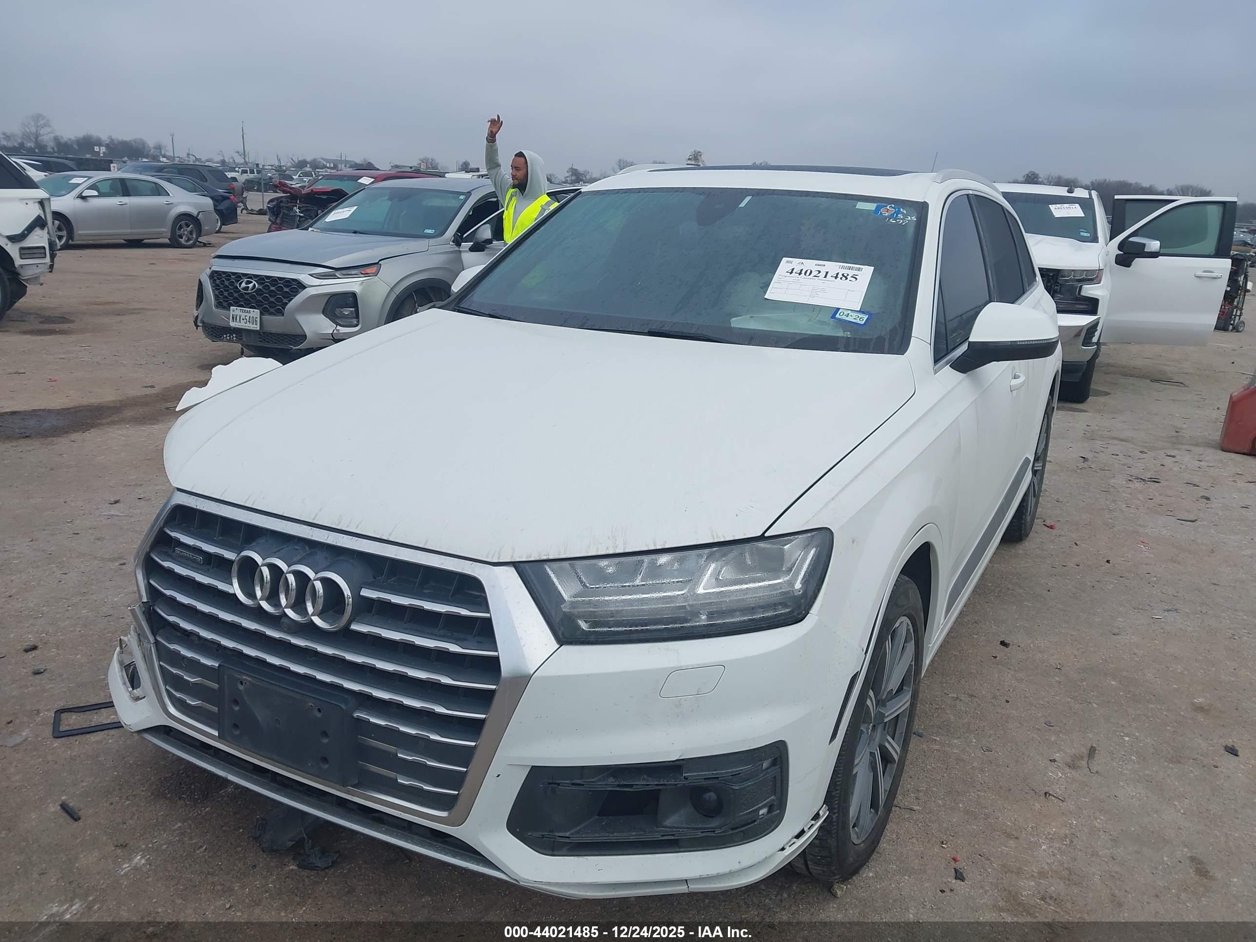 AUDI Q7 image 2