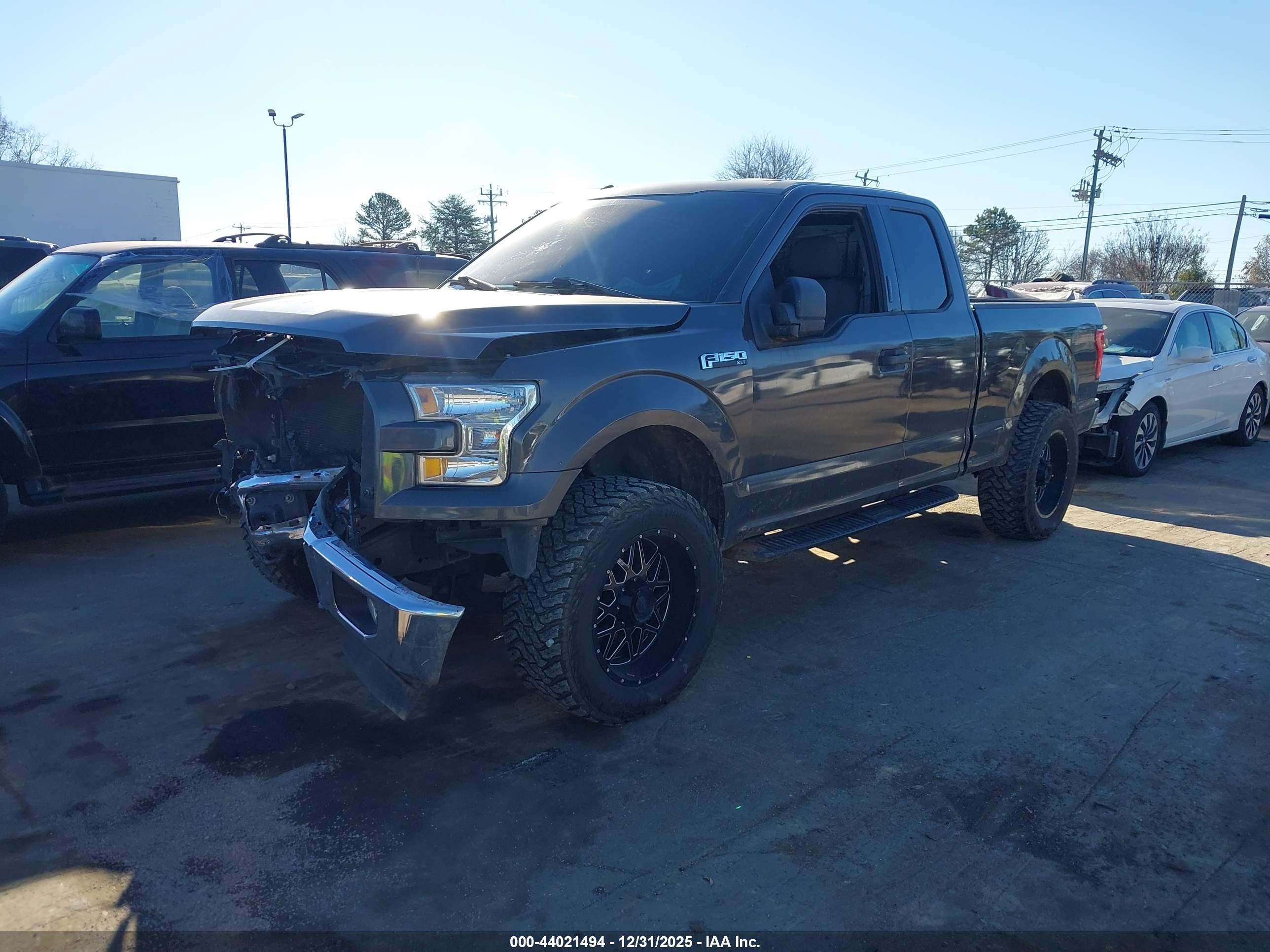 FORD F-150 image 2