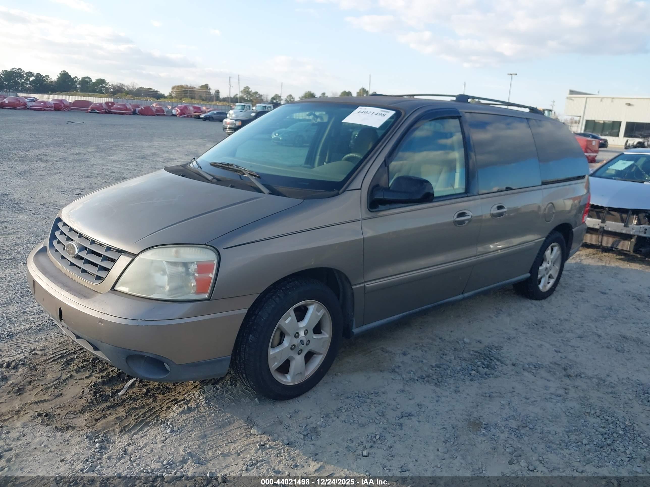FORD FREESTAR image 2