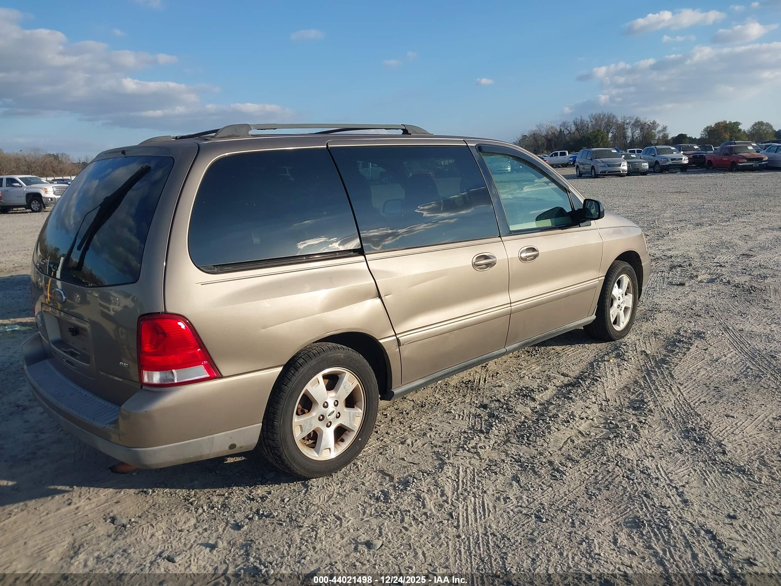 FORD FREESTAR image 4