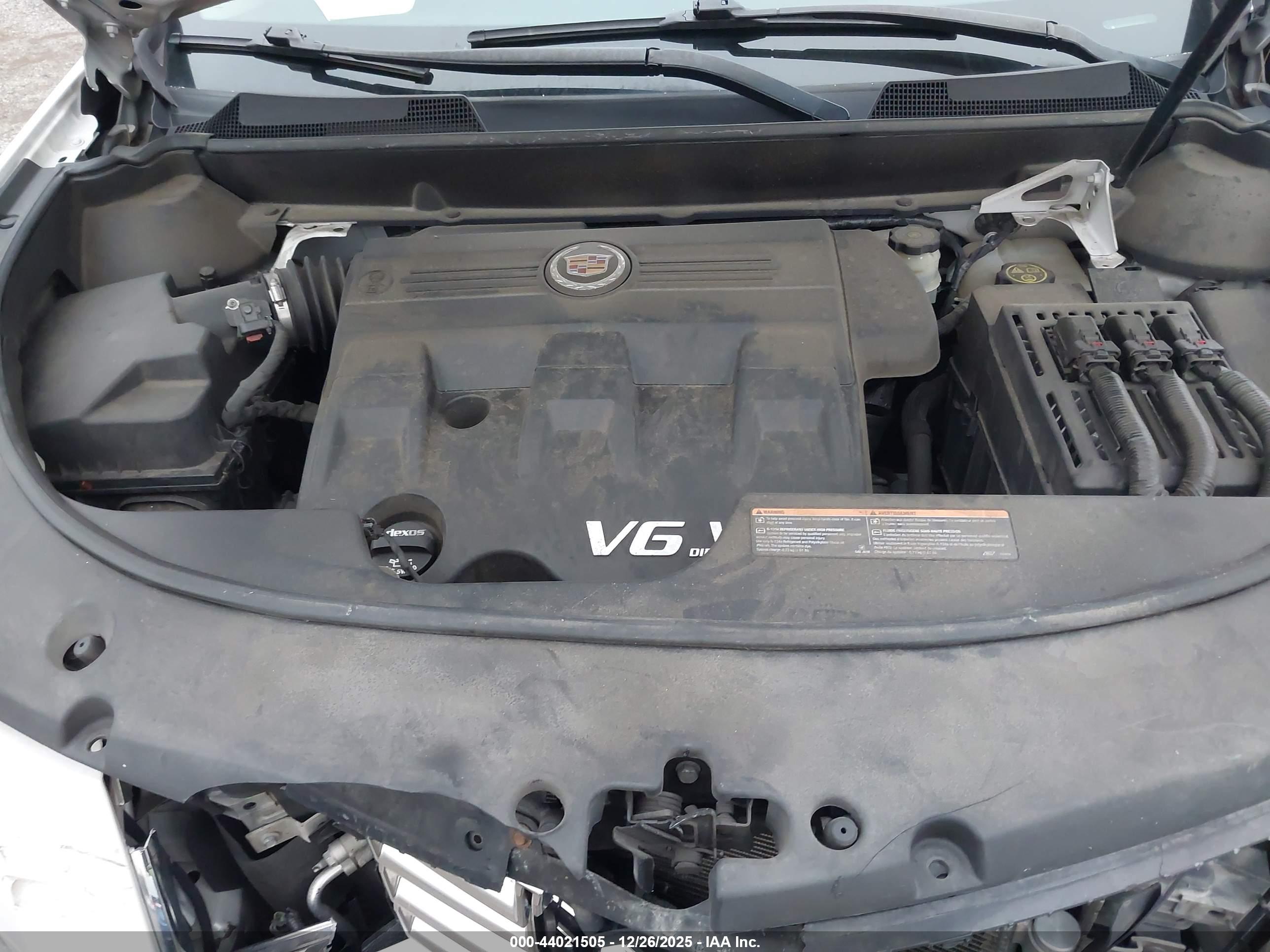 CADILLAC SRX image 10