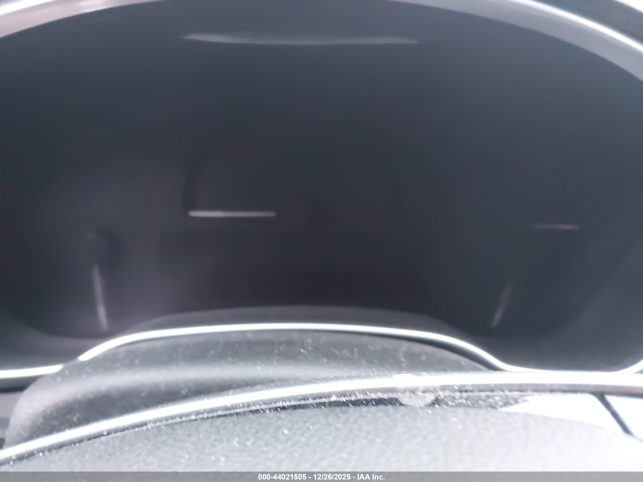 CADILLAC SRX image 7