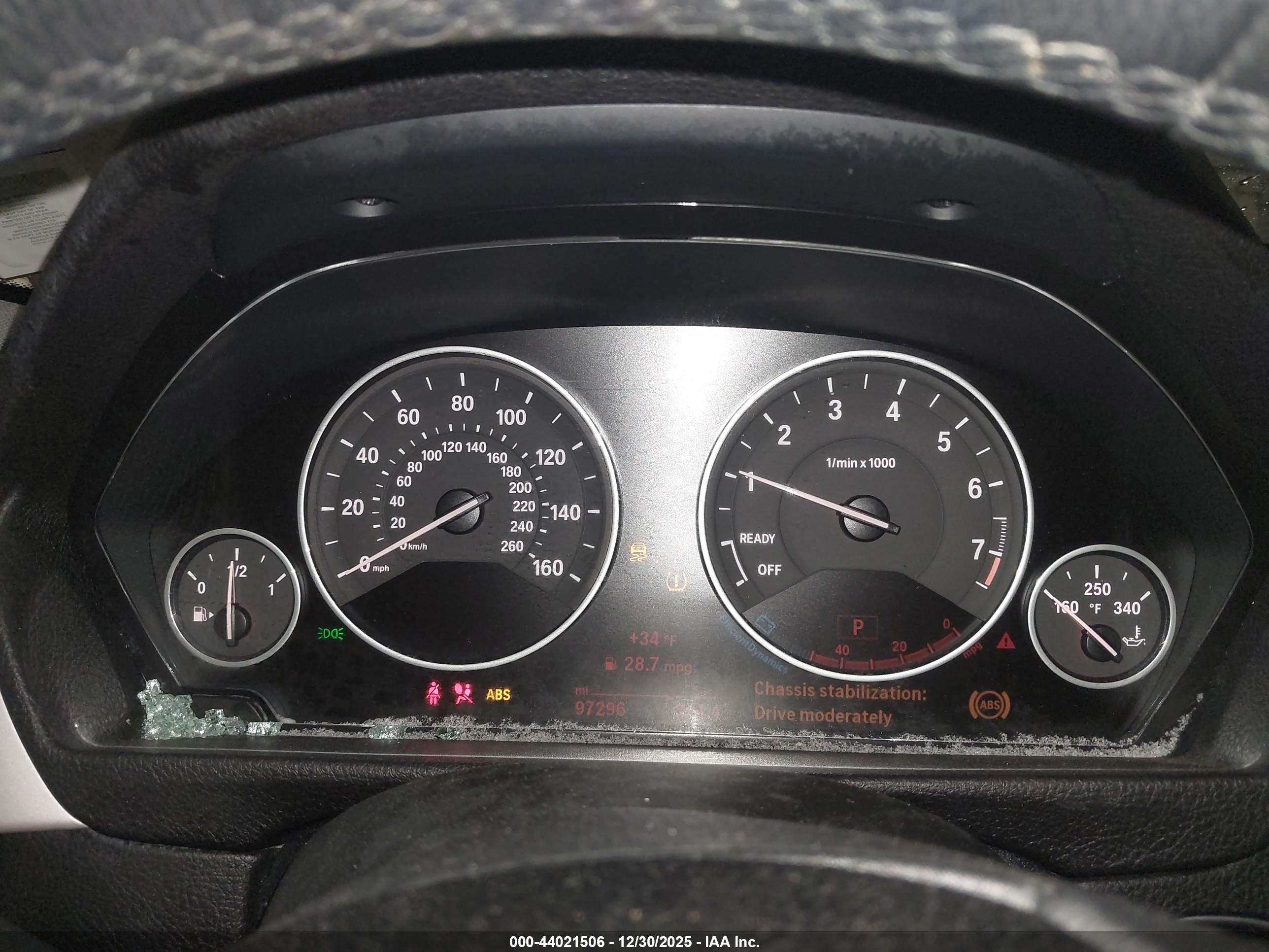 BMW 320I image 7
