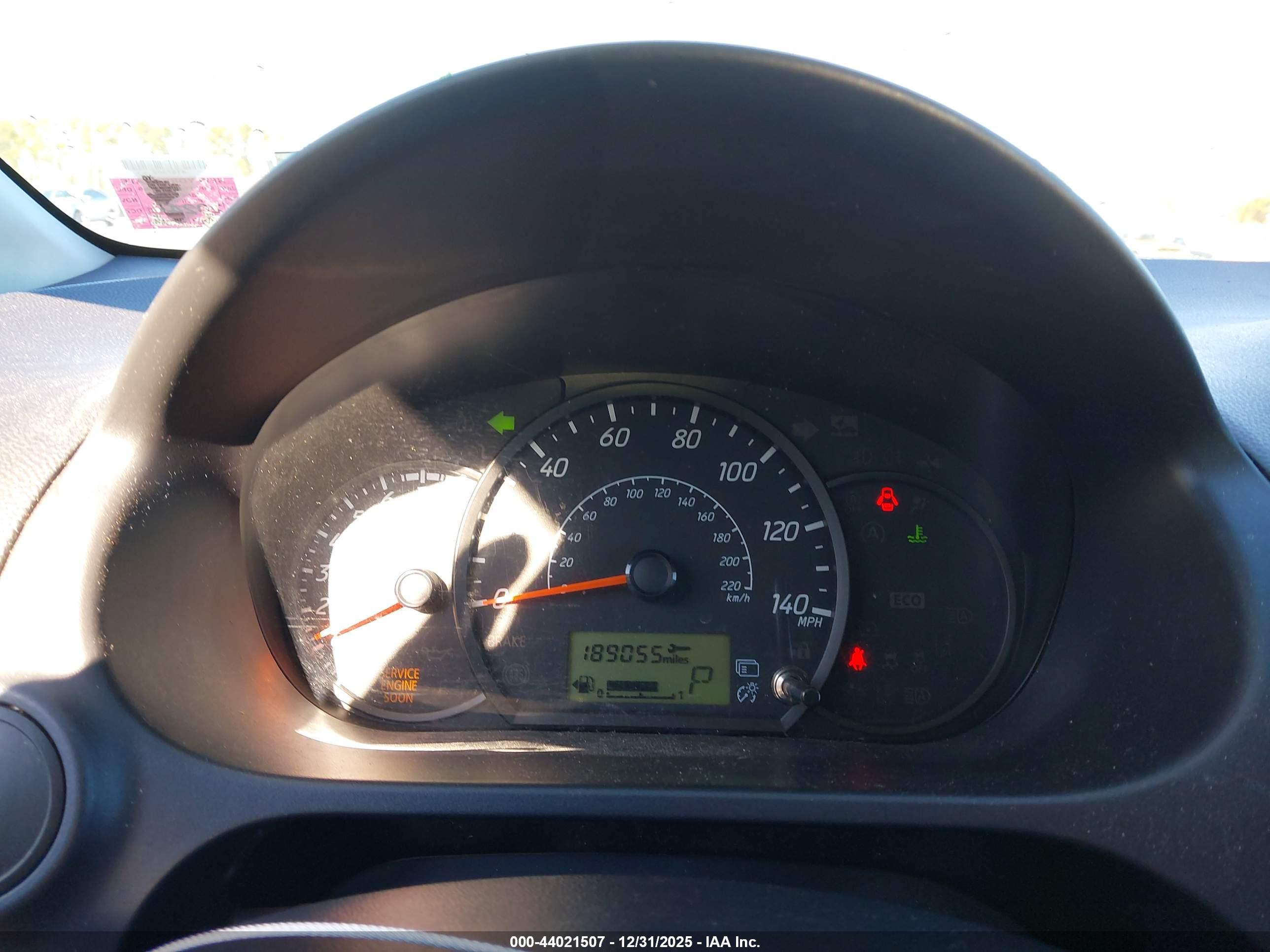 MITSUBISHI MIRAGE image 7
