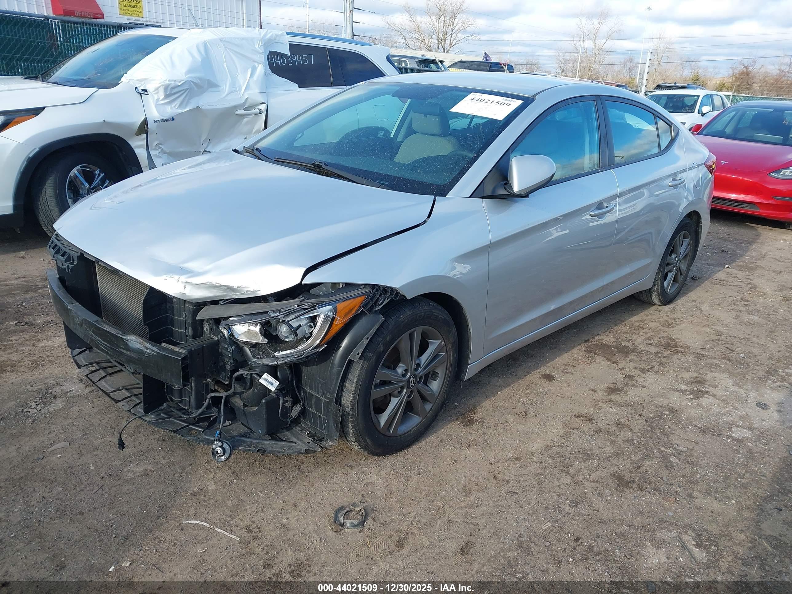 HYUNDAI ELANTRA image 2