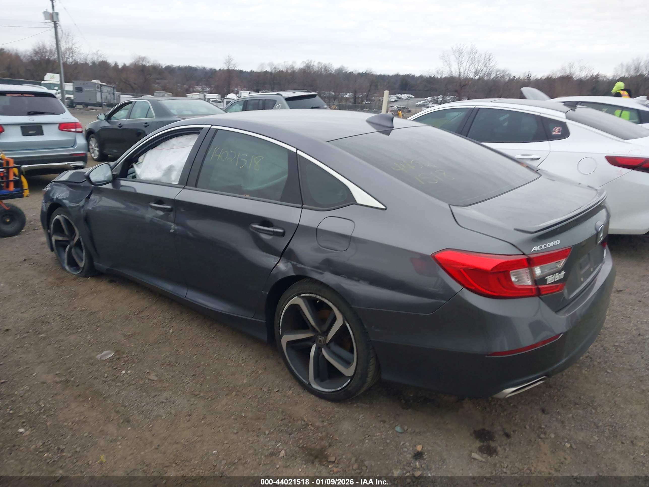 HONDA ACCORD image 3