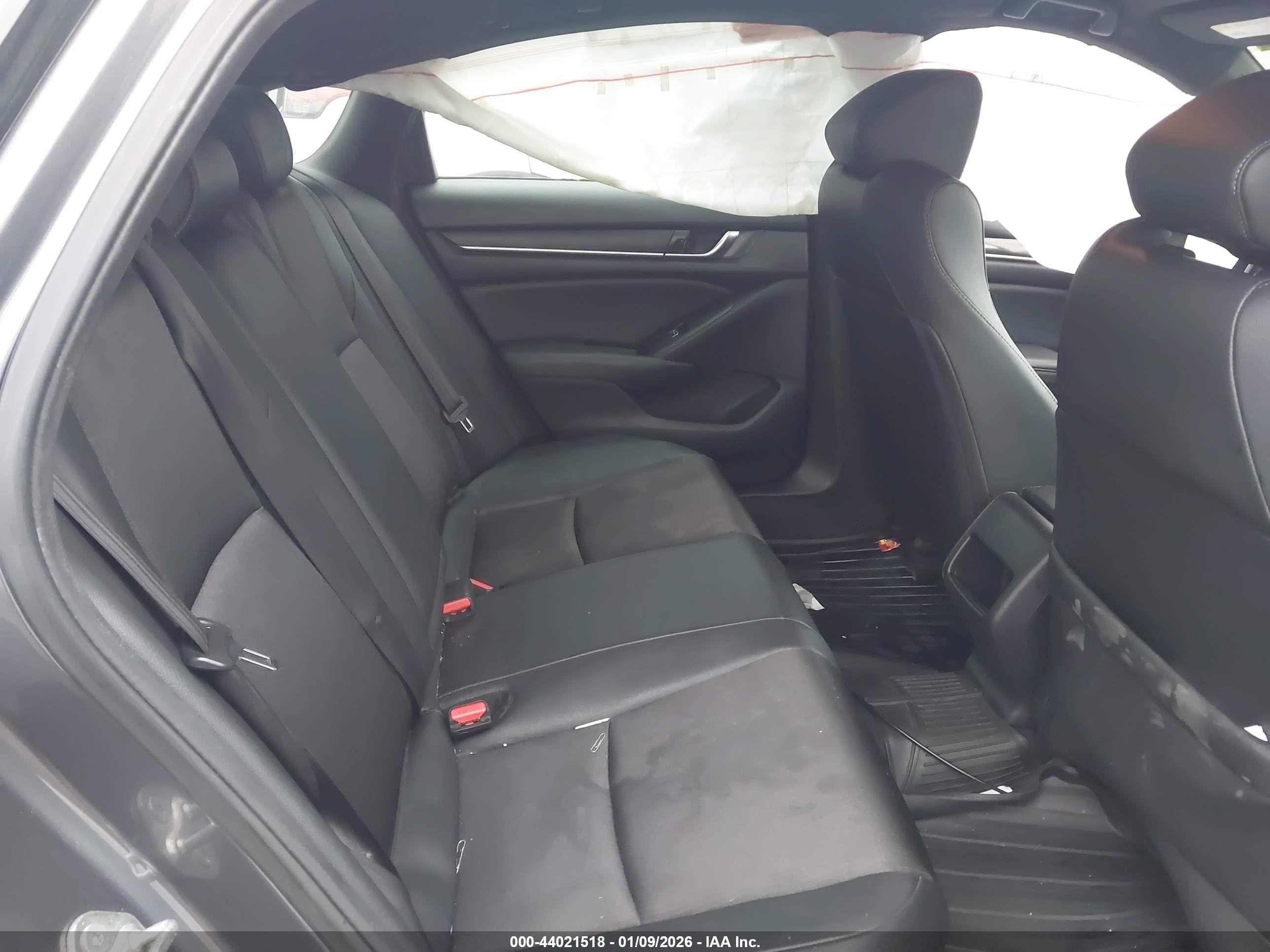 HONDA ACCORD image 8