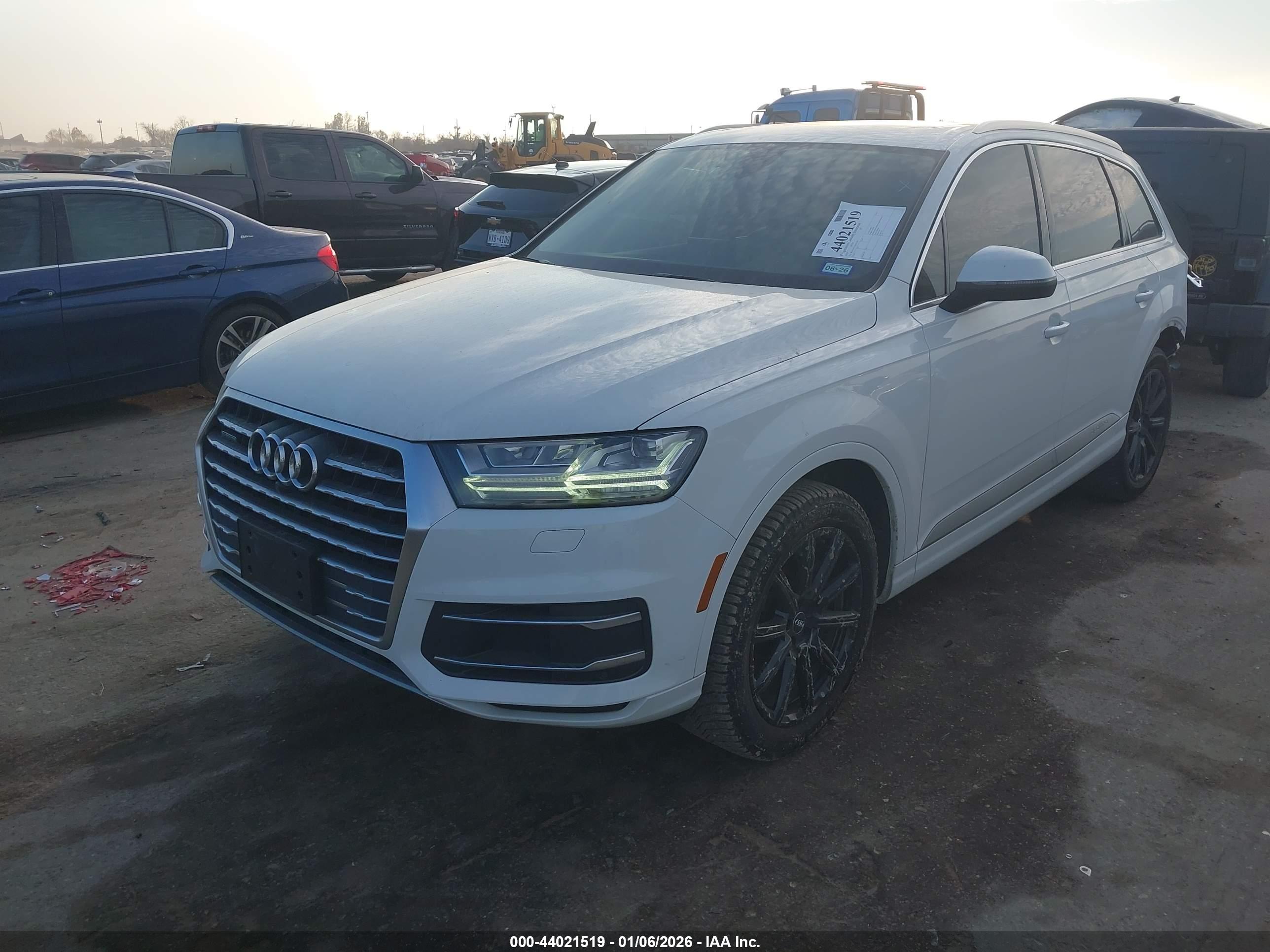 AUDI Q7 image 2