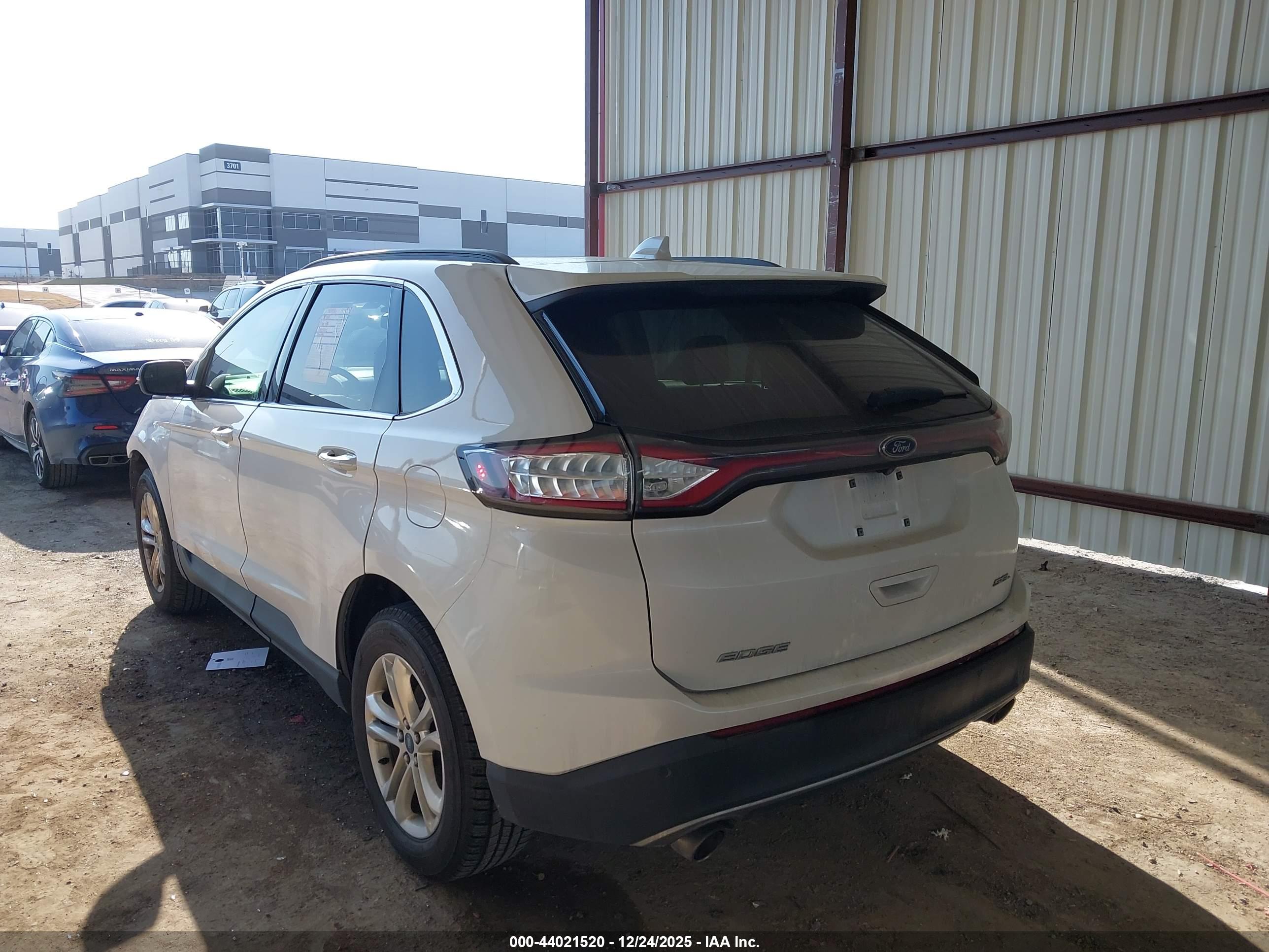 FORD EDGE image 3