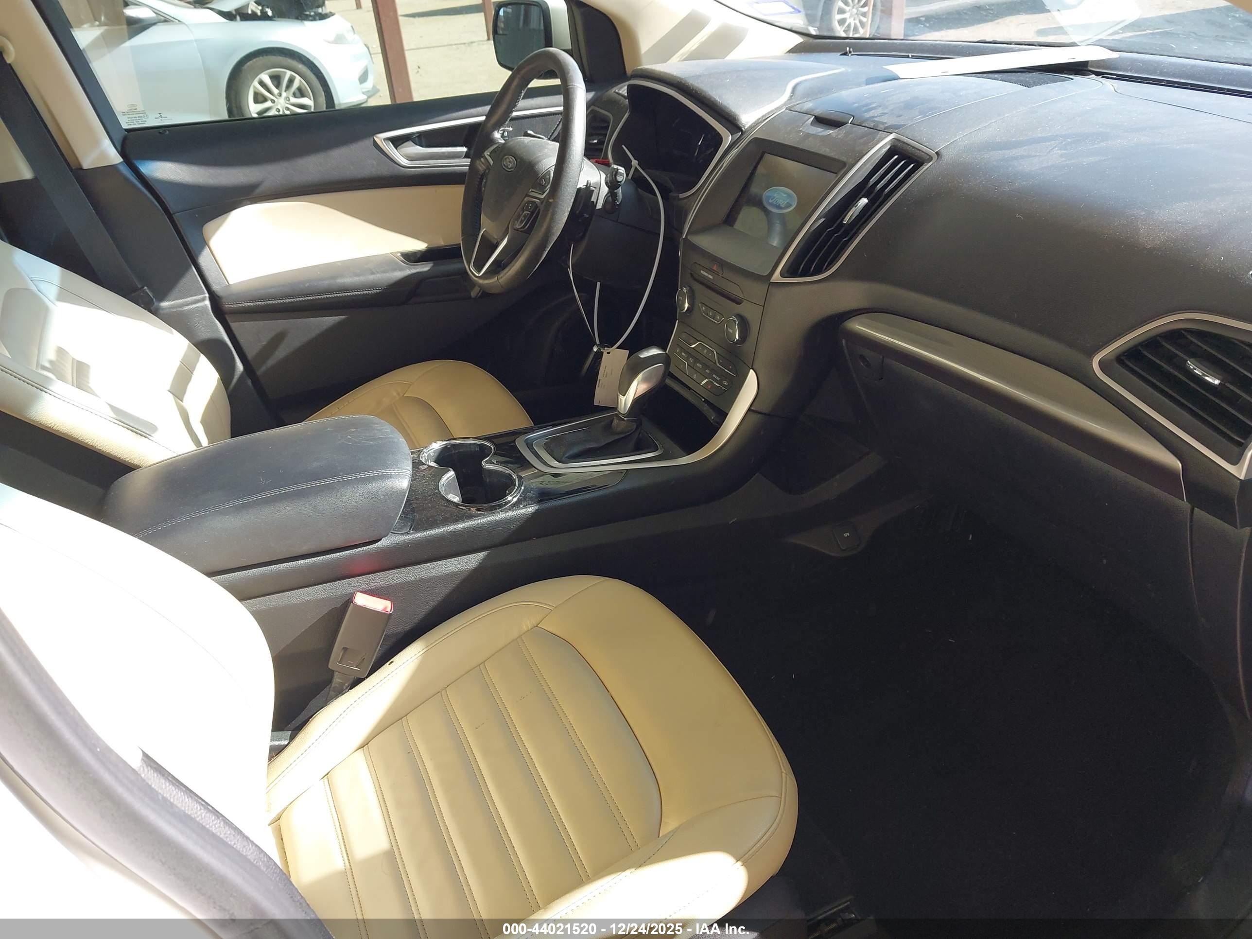 FORD EDGE image 5