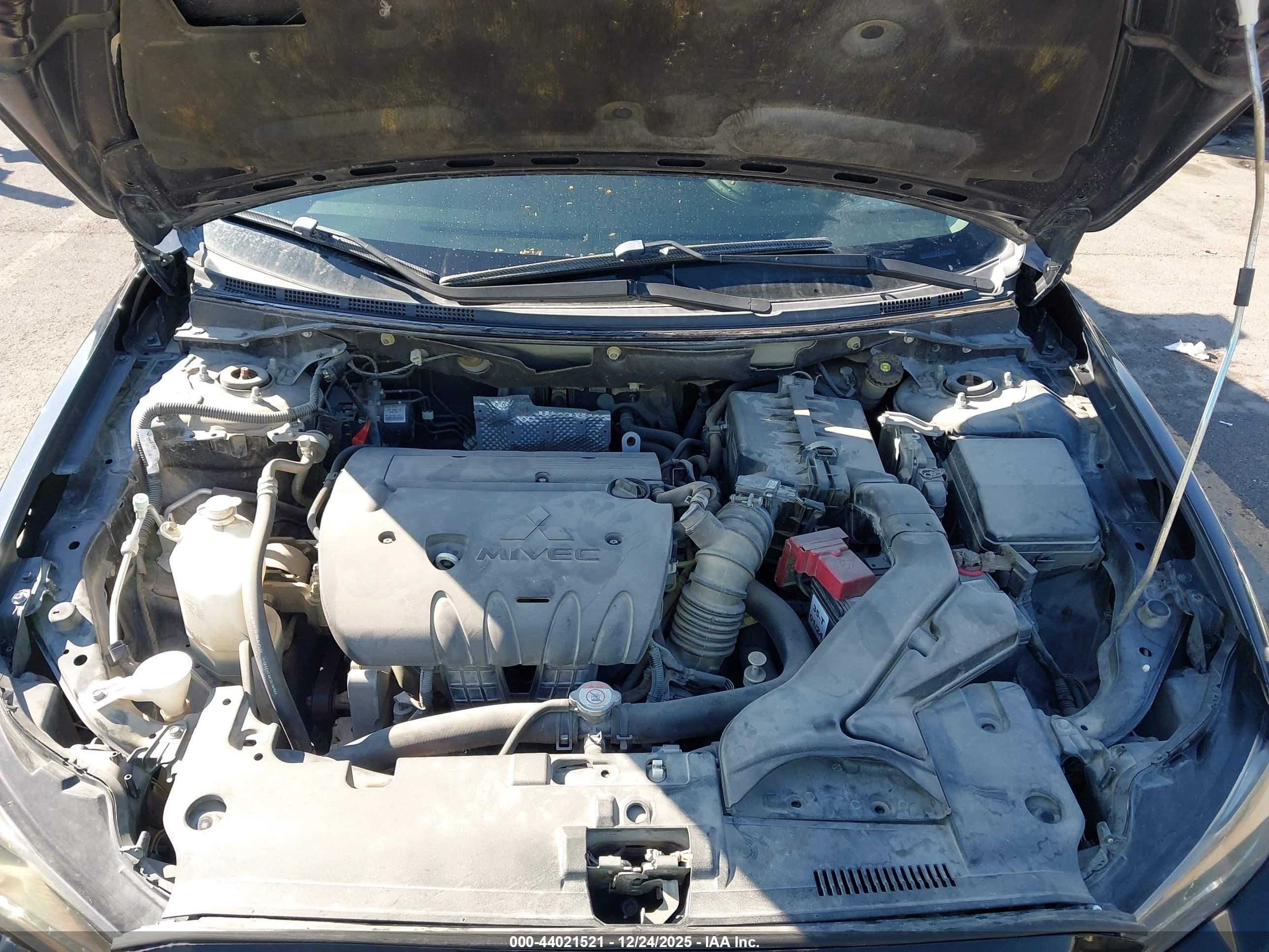 MITSUBISHI LANCER image 10