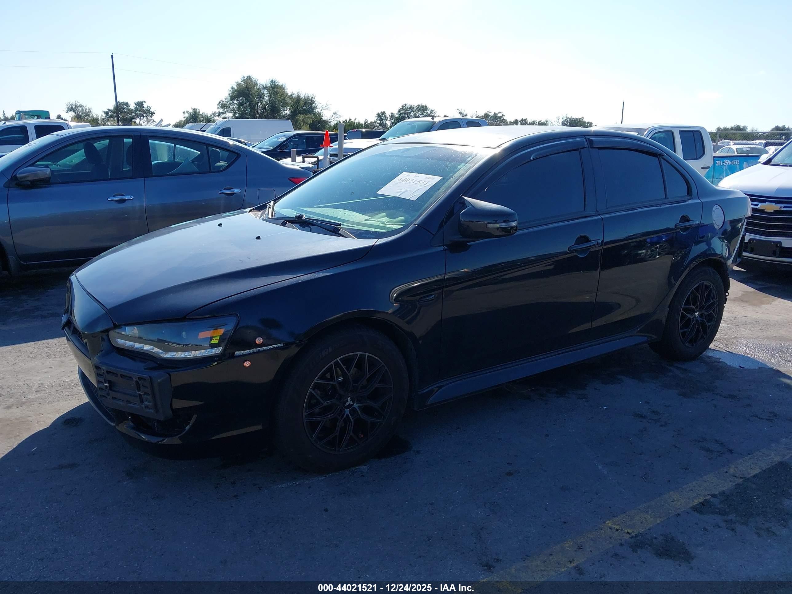 MITSUBISHI LANCER image 2
