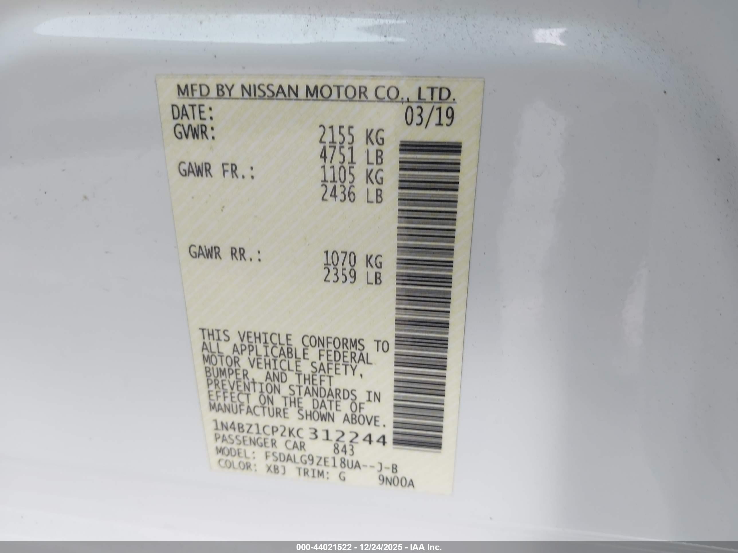 NISSAN LEAF image 9