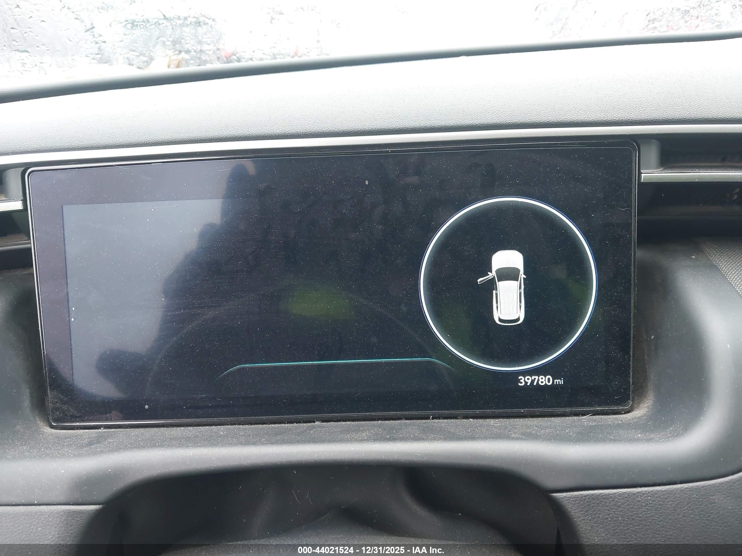HYUNDAI TUCSON image 7