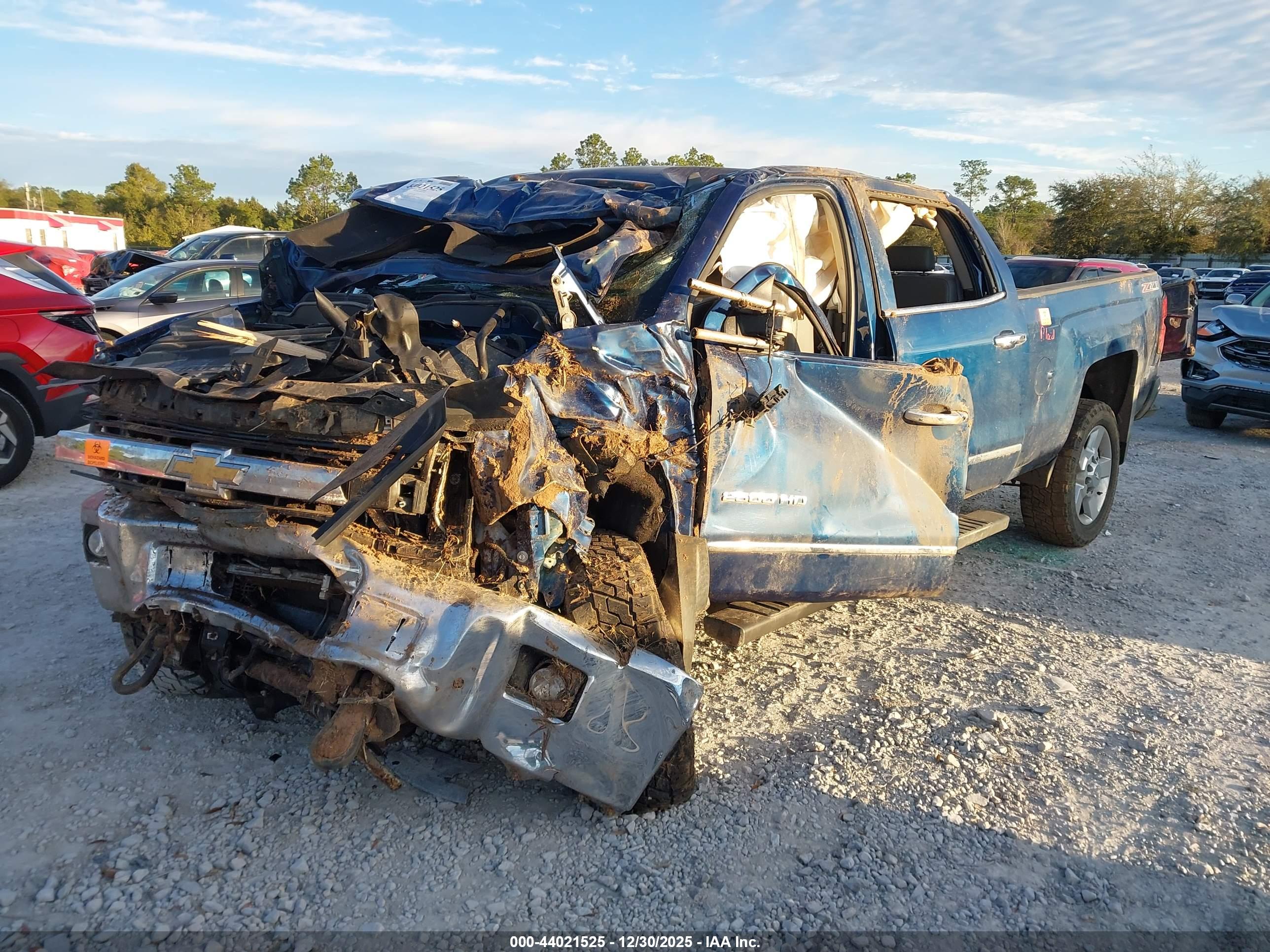 CHEVROLET SILVERADO image 2