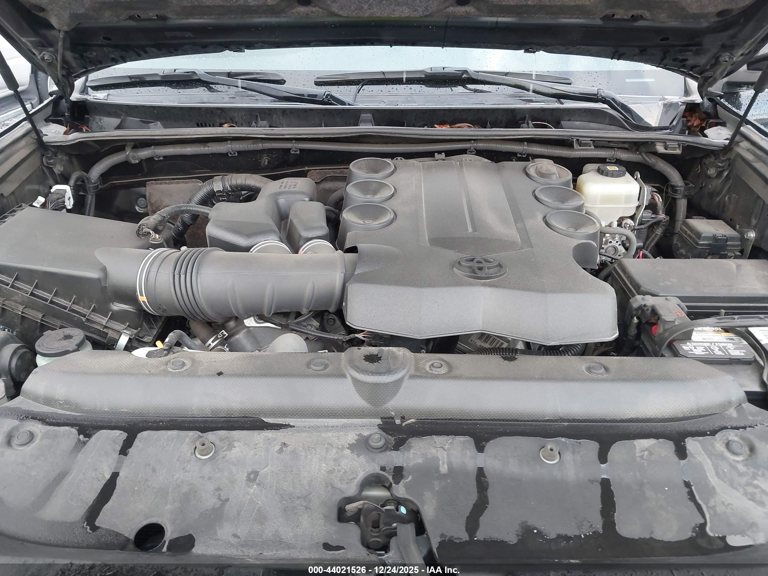 TOYOTA 4RUNNER image 10
