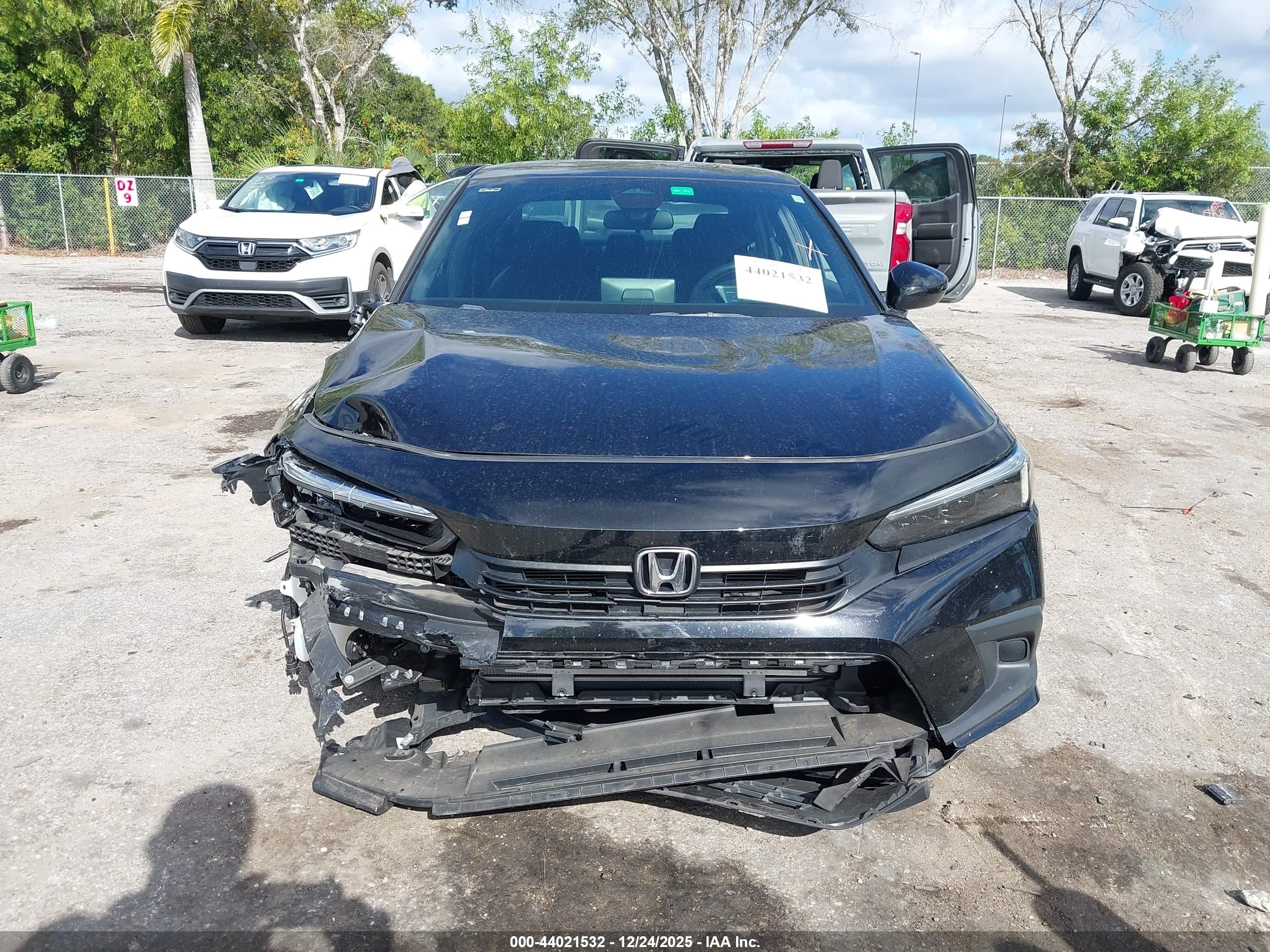 HONDA CIVIC image 6