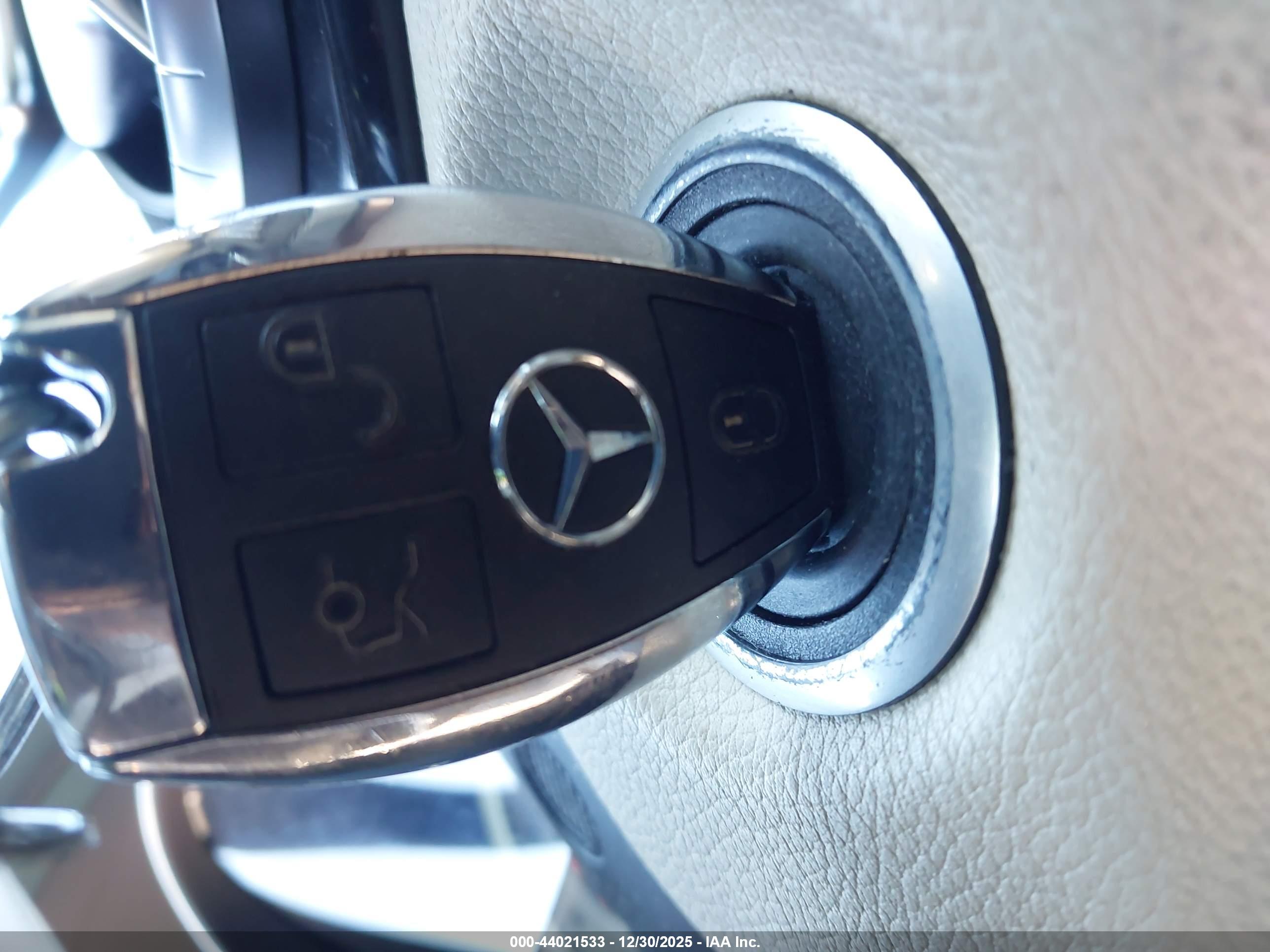 MERCEDES-BENZ CLA image 11