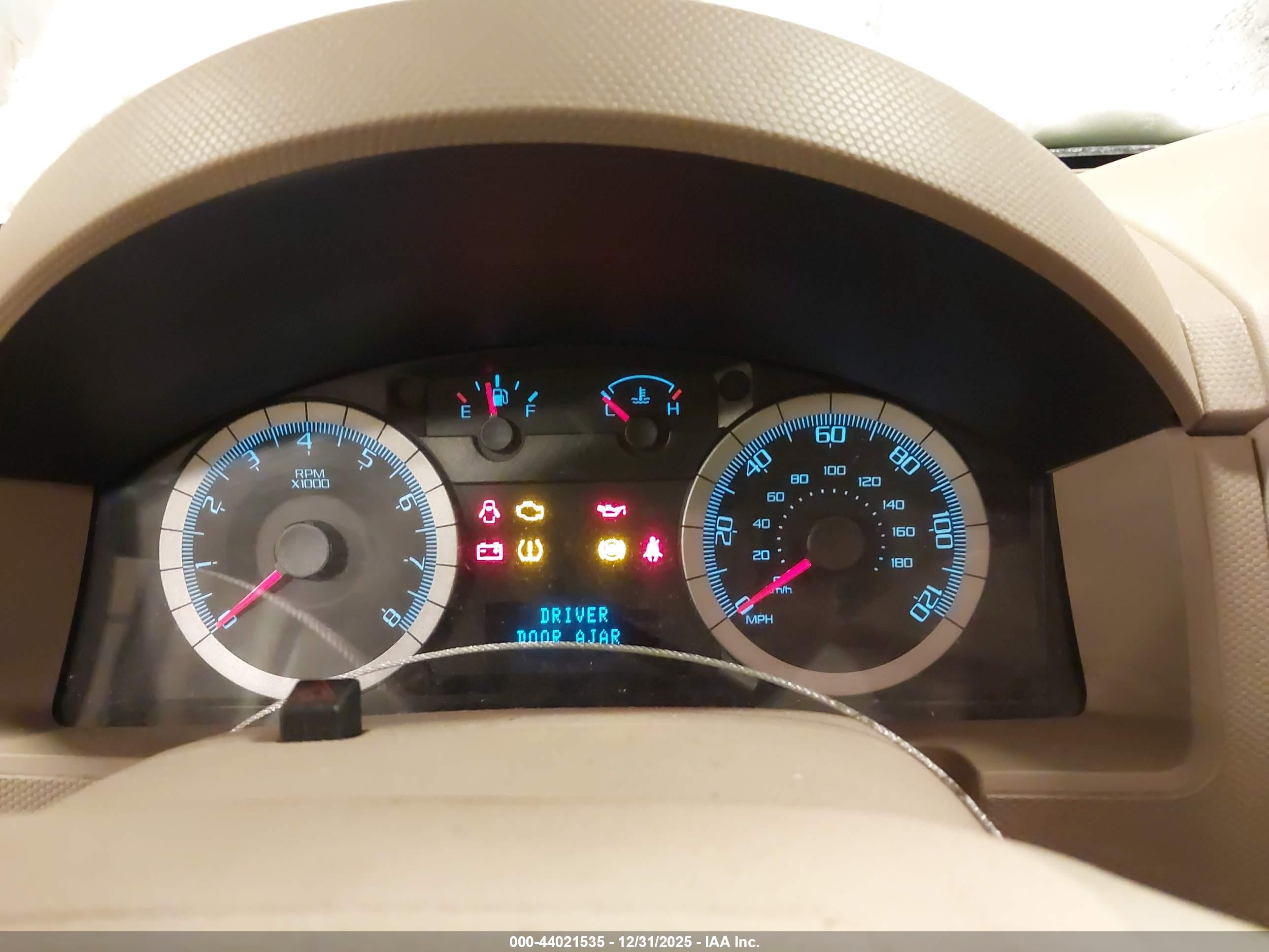 FORD ESCAPE image 7