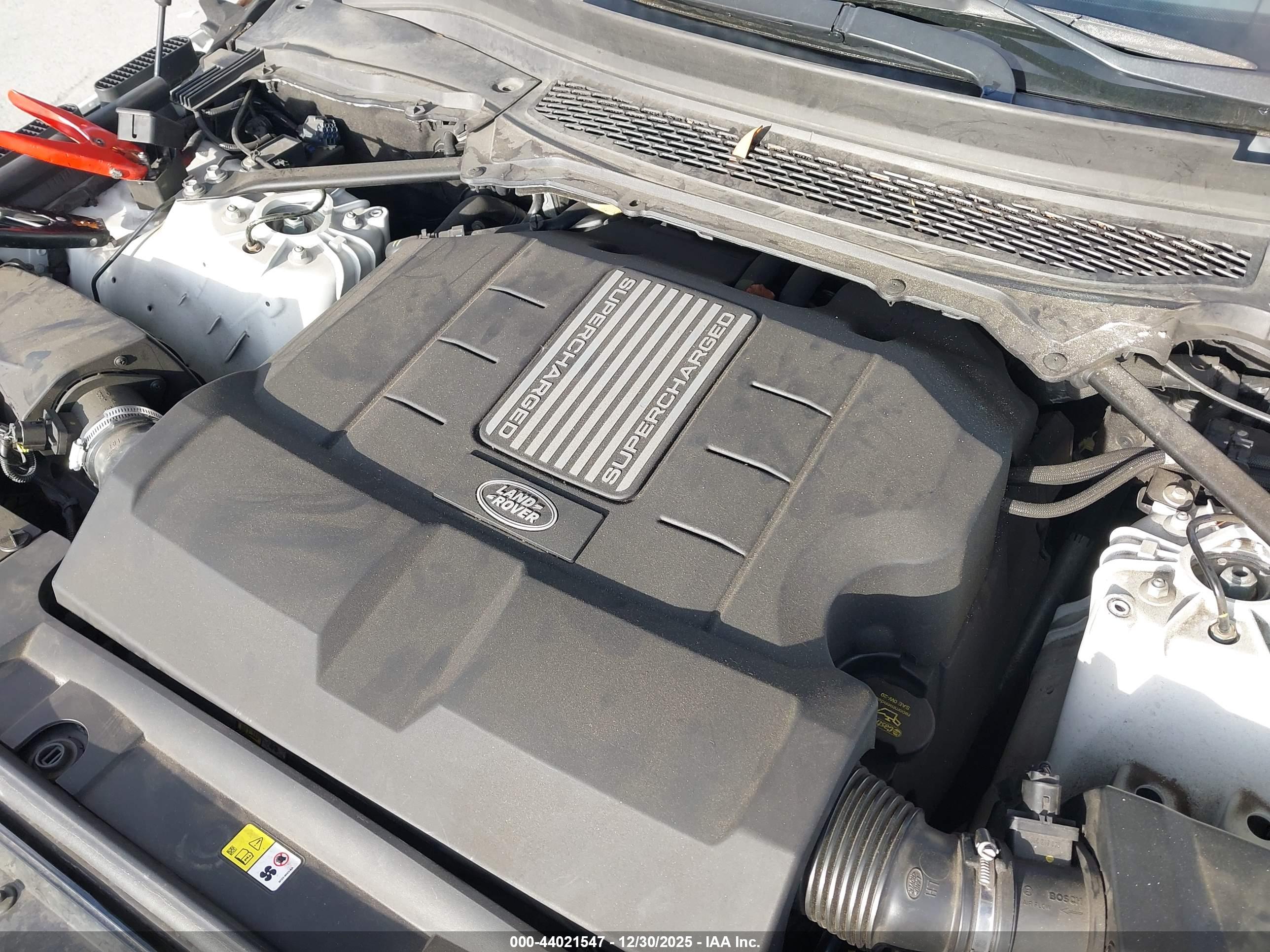 LAND ROVER image 10