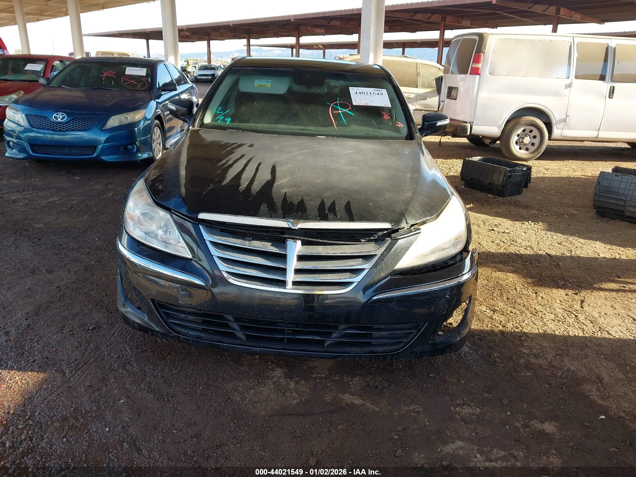 HYUNDAI GENESIS image 6
