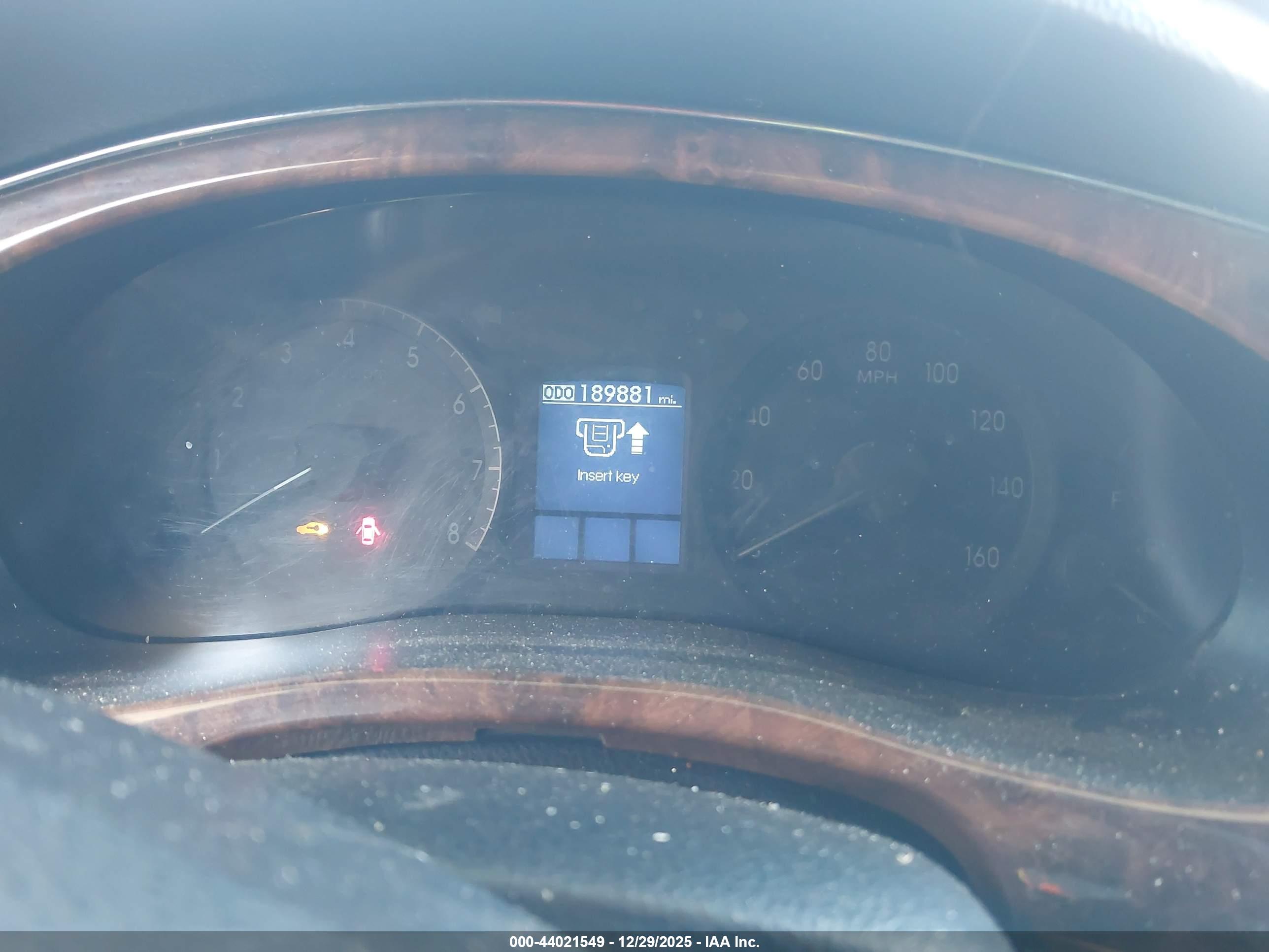 HYUNDAI GENESIS image 7