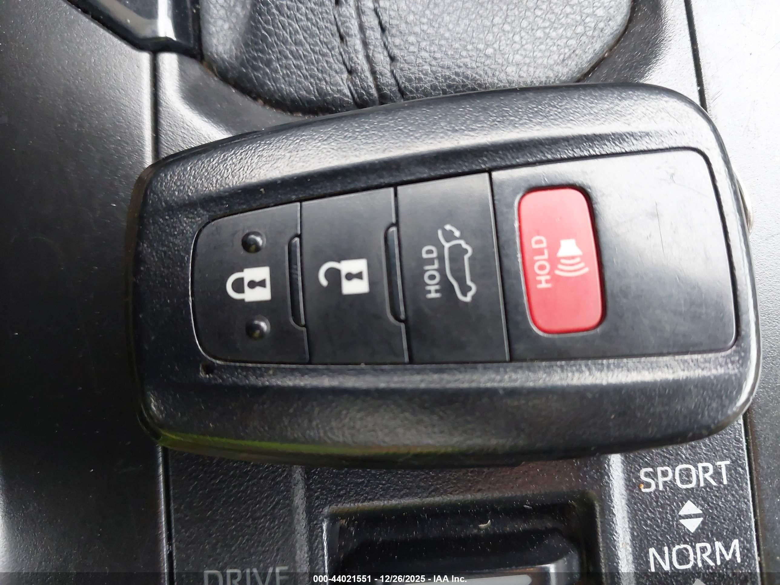 TOYOTA HIGHLANDER image 11