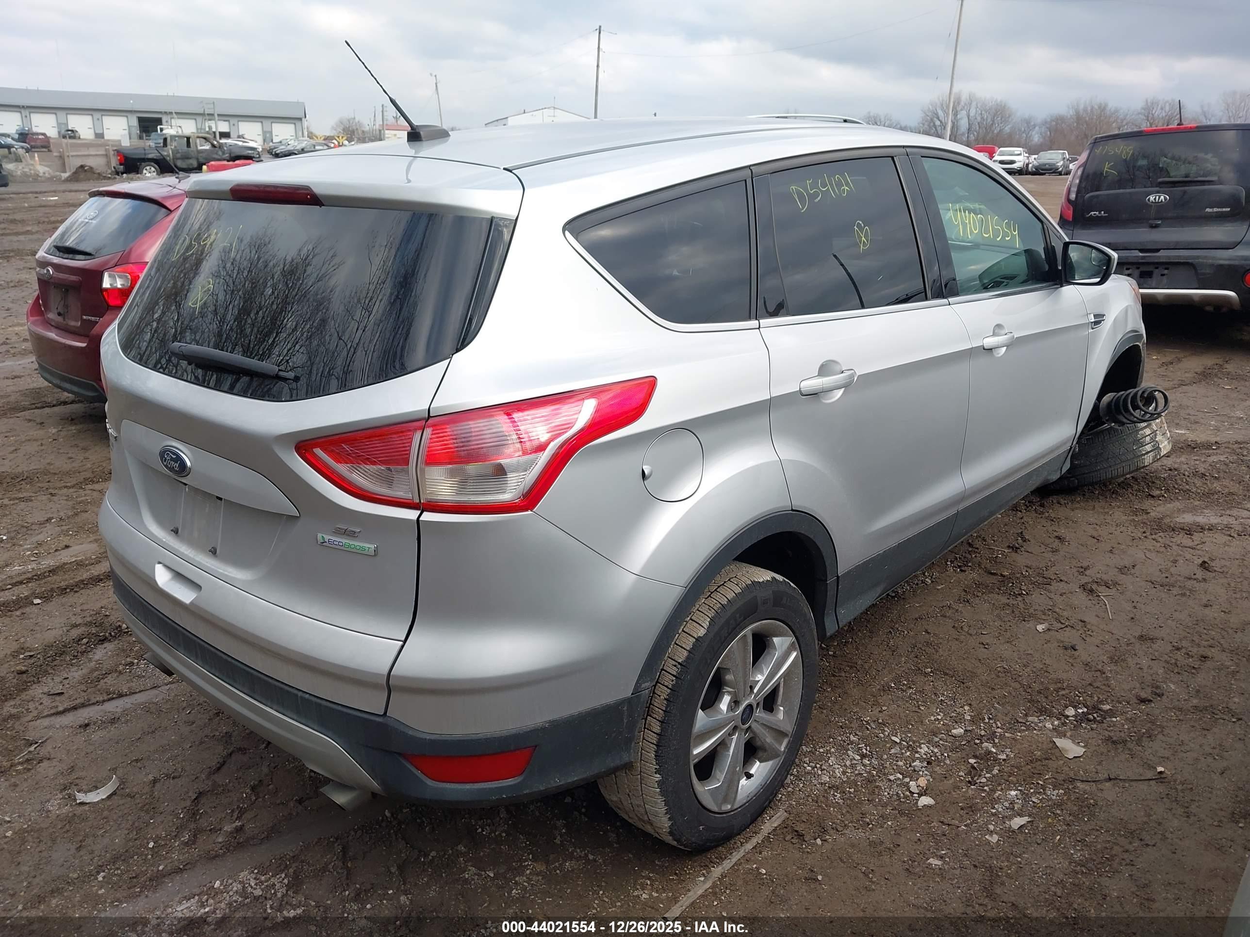 FORD ESCAPE image 4