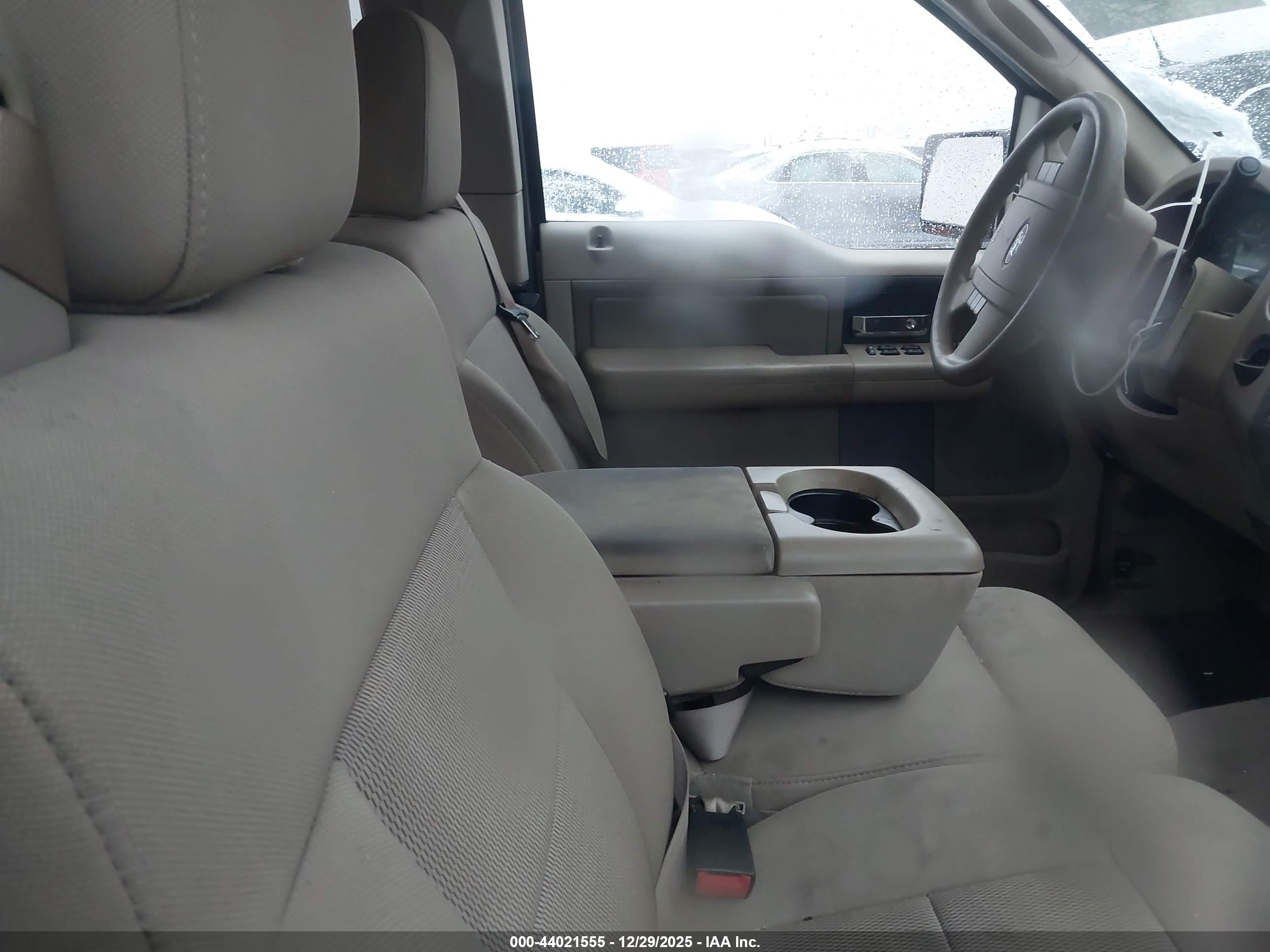 FORD F-150 image 5