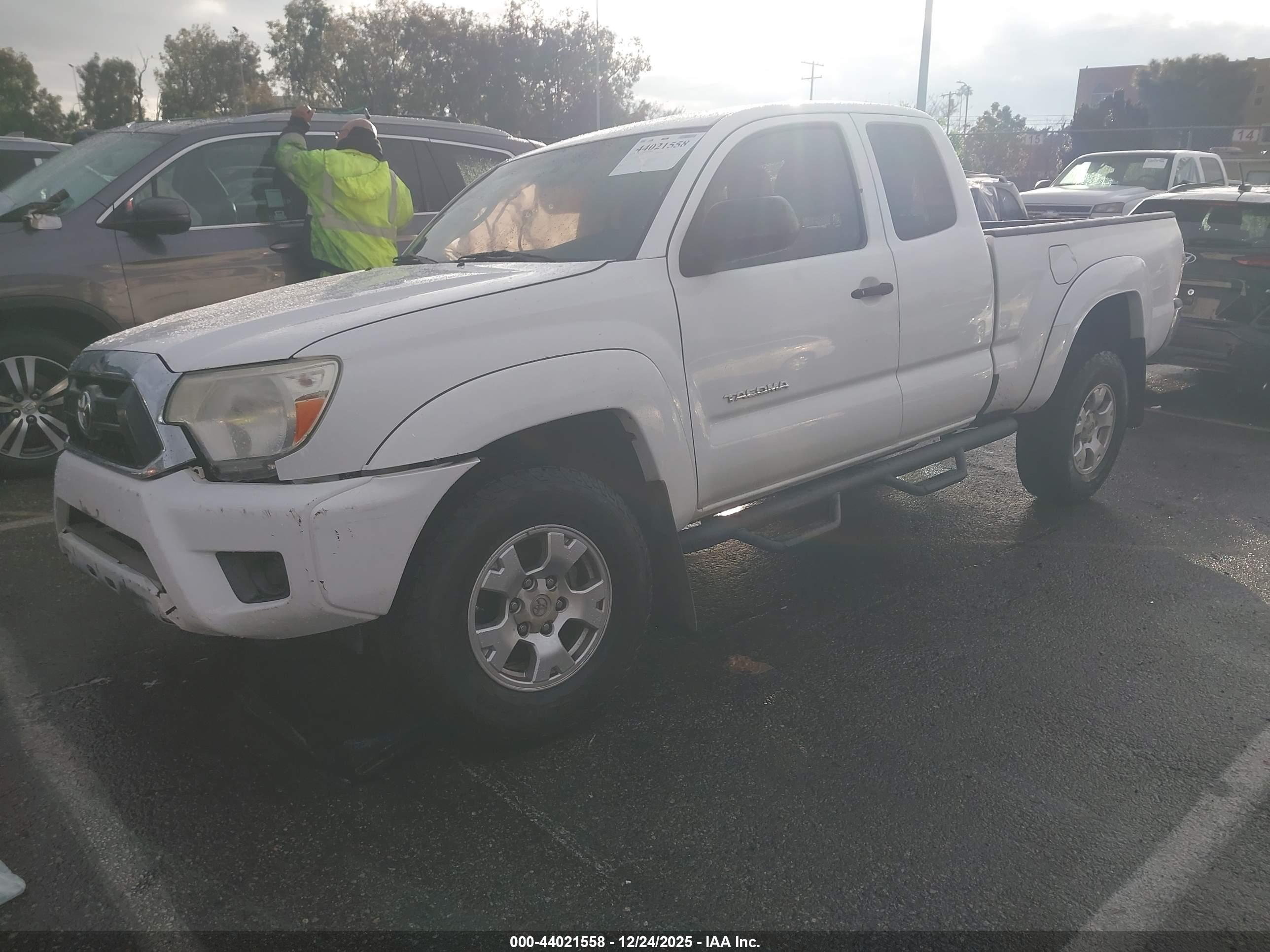 TOYOTA TACOMA image 2