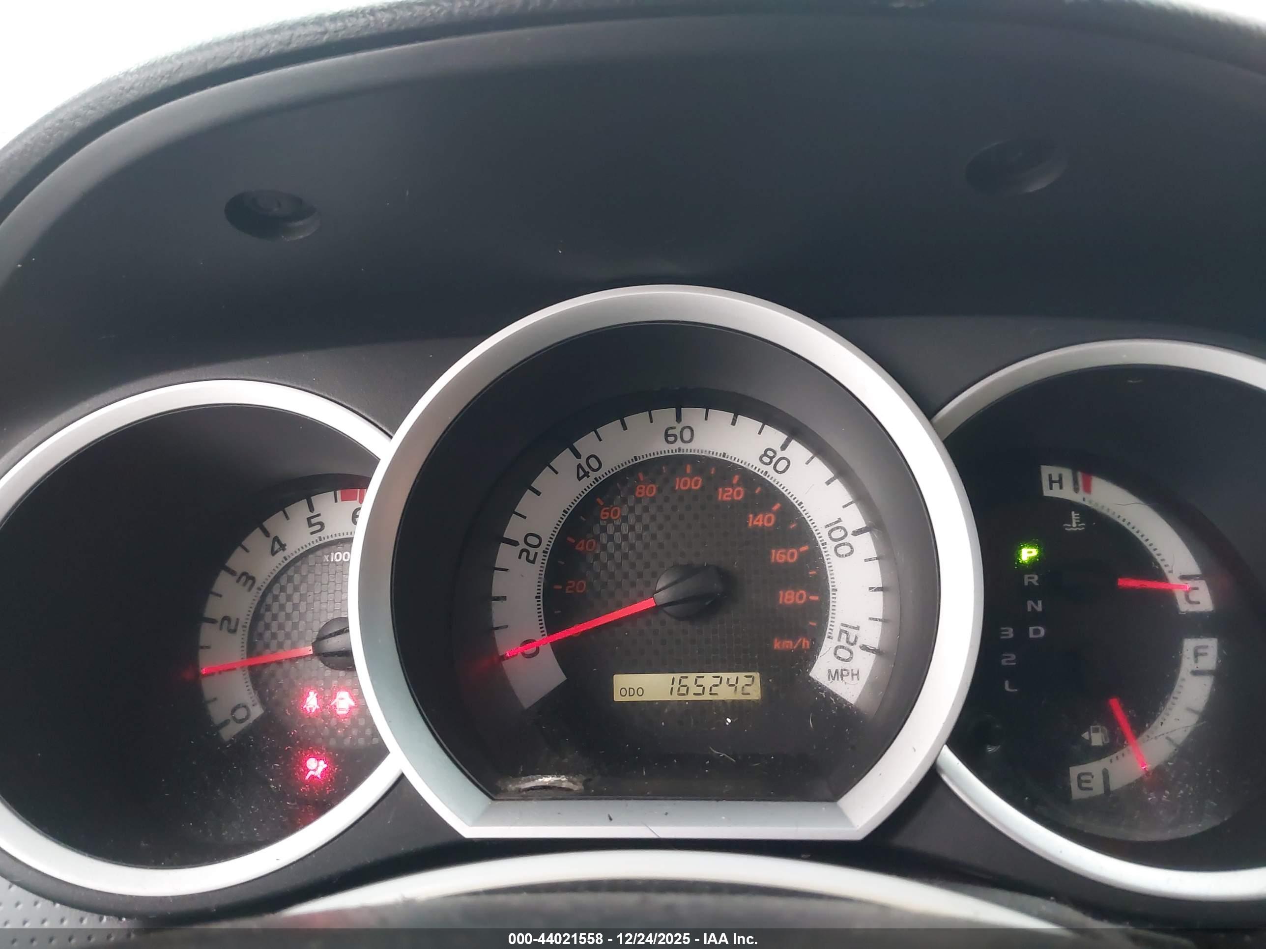 TOYOTA TACOMA image 7