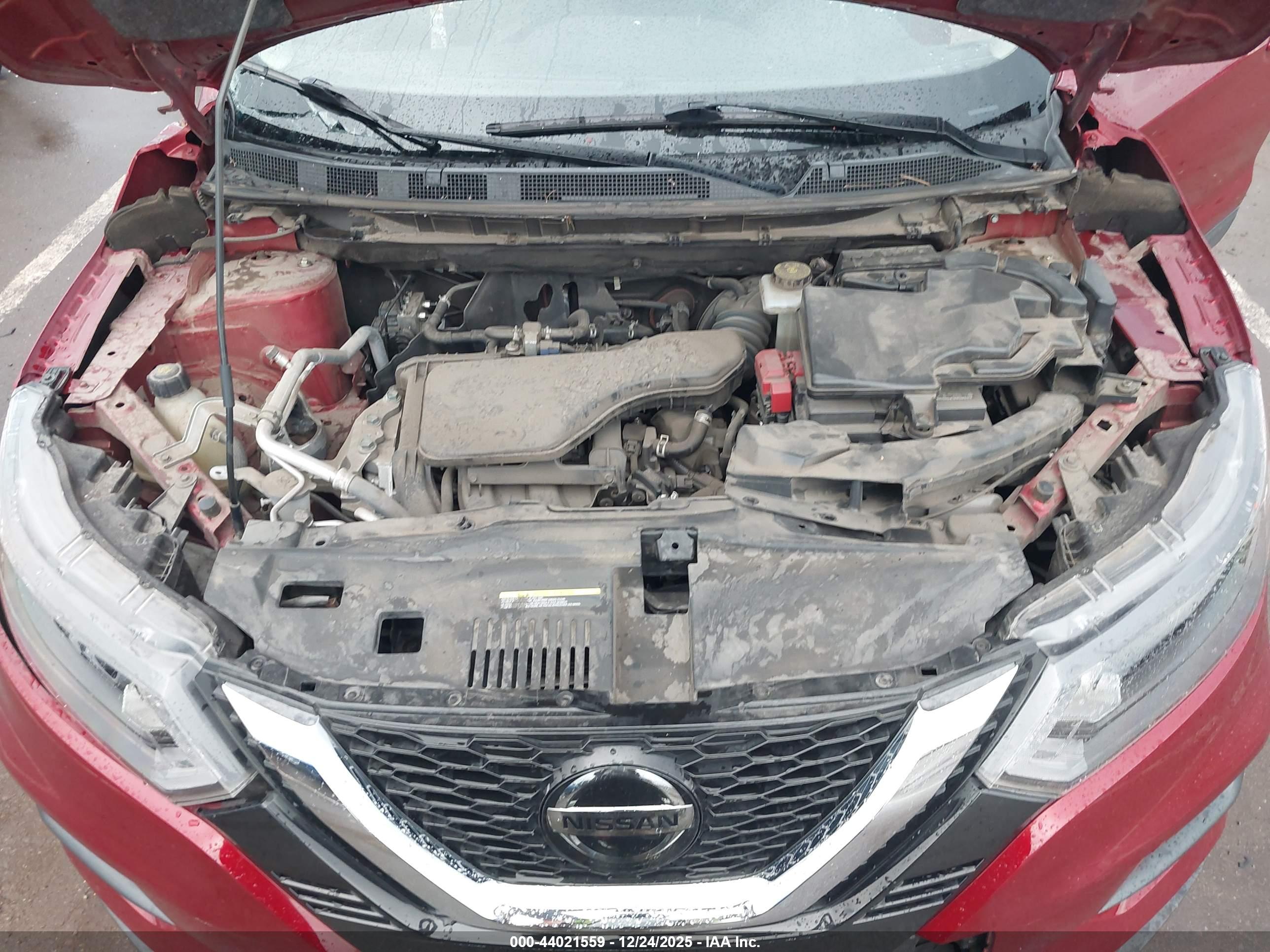 NISSAN ROGUE image 10