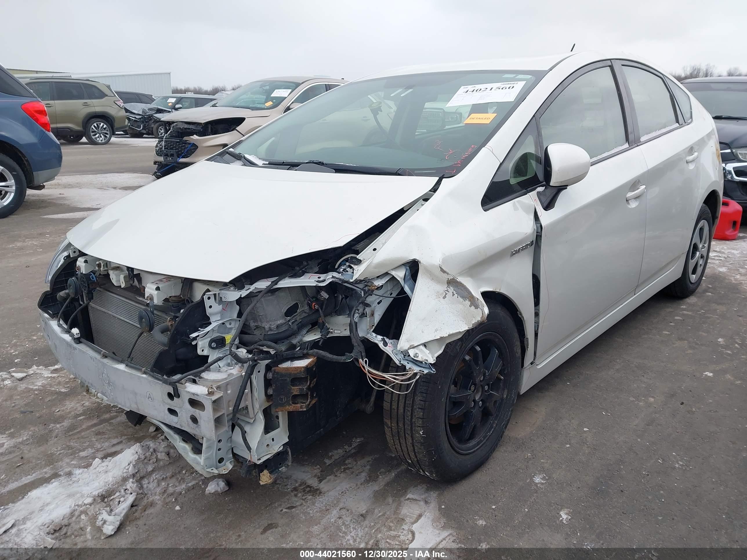 TOYOTA PRIUS image 2