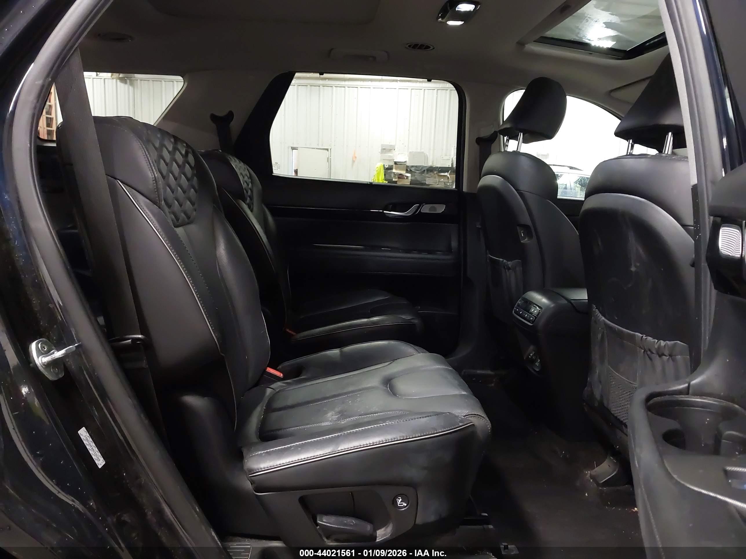 HYUNDAI PALISADE image 8