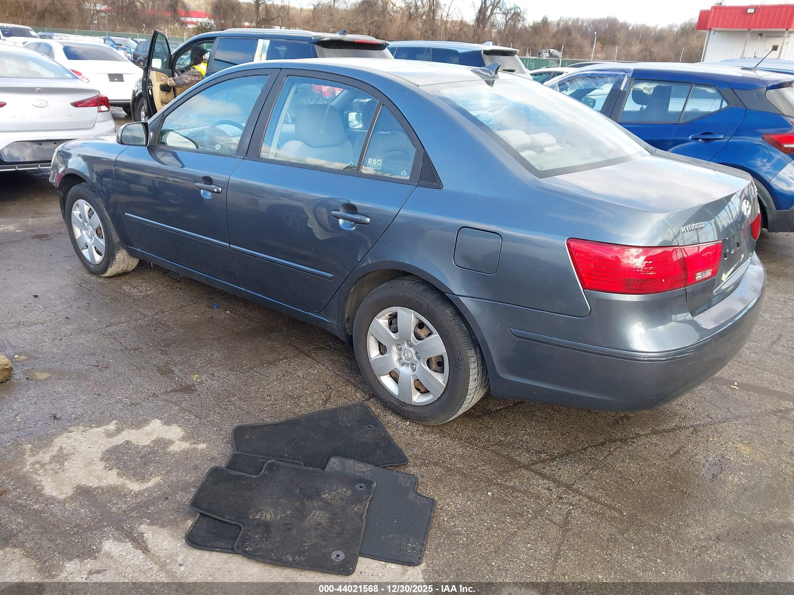 HYUNDAI SONATA image 3
