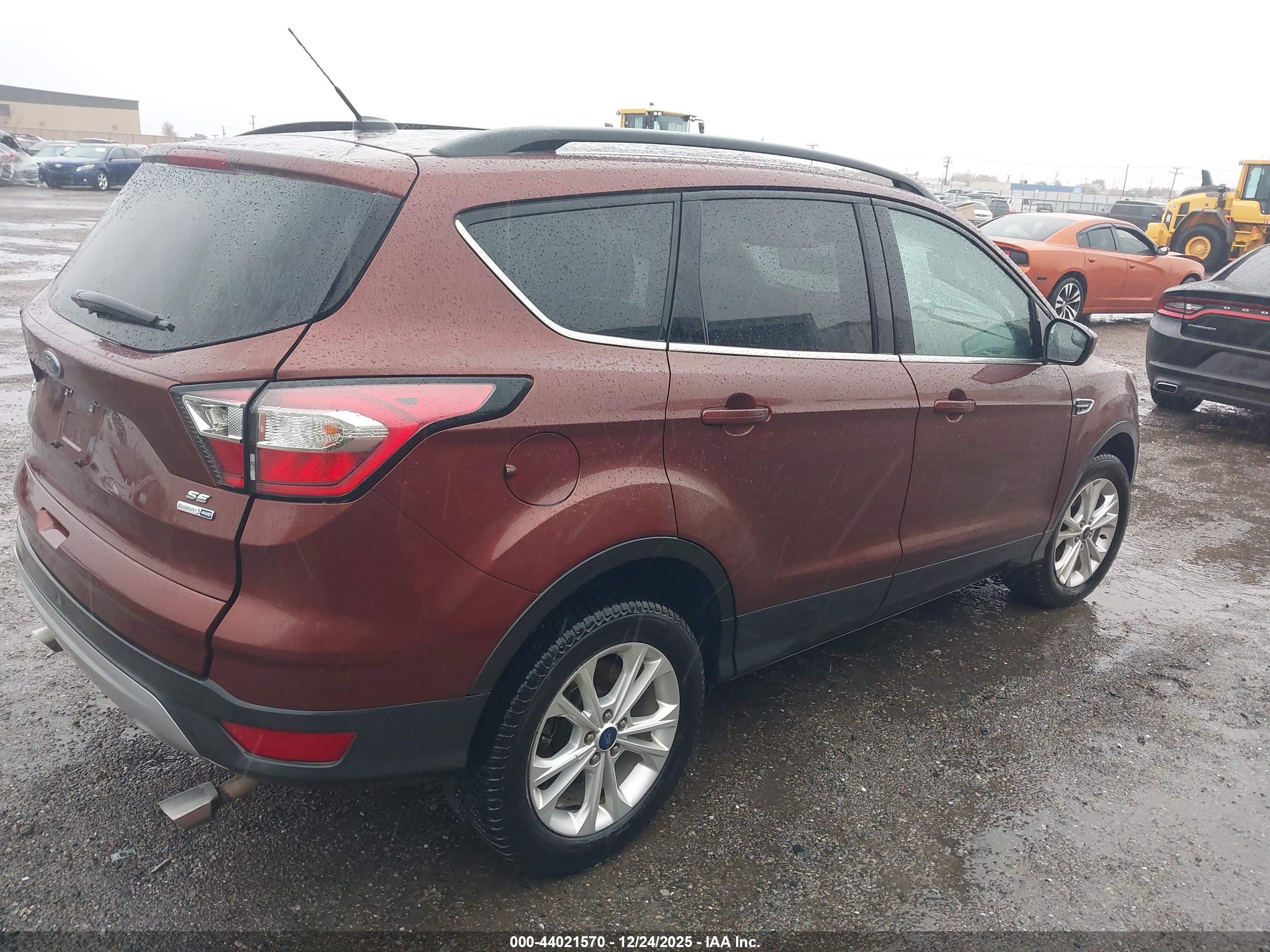 FORD ESCAPE image 4