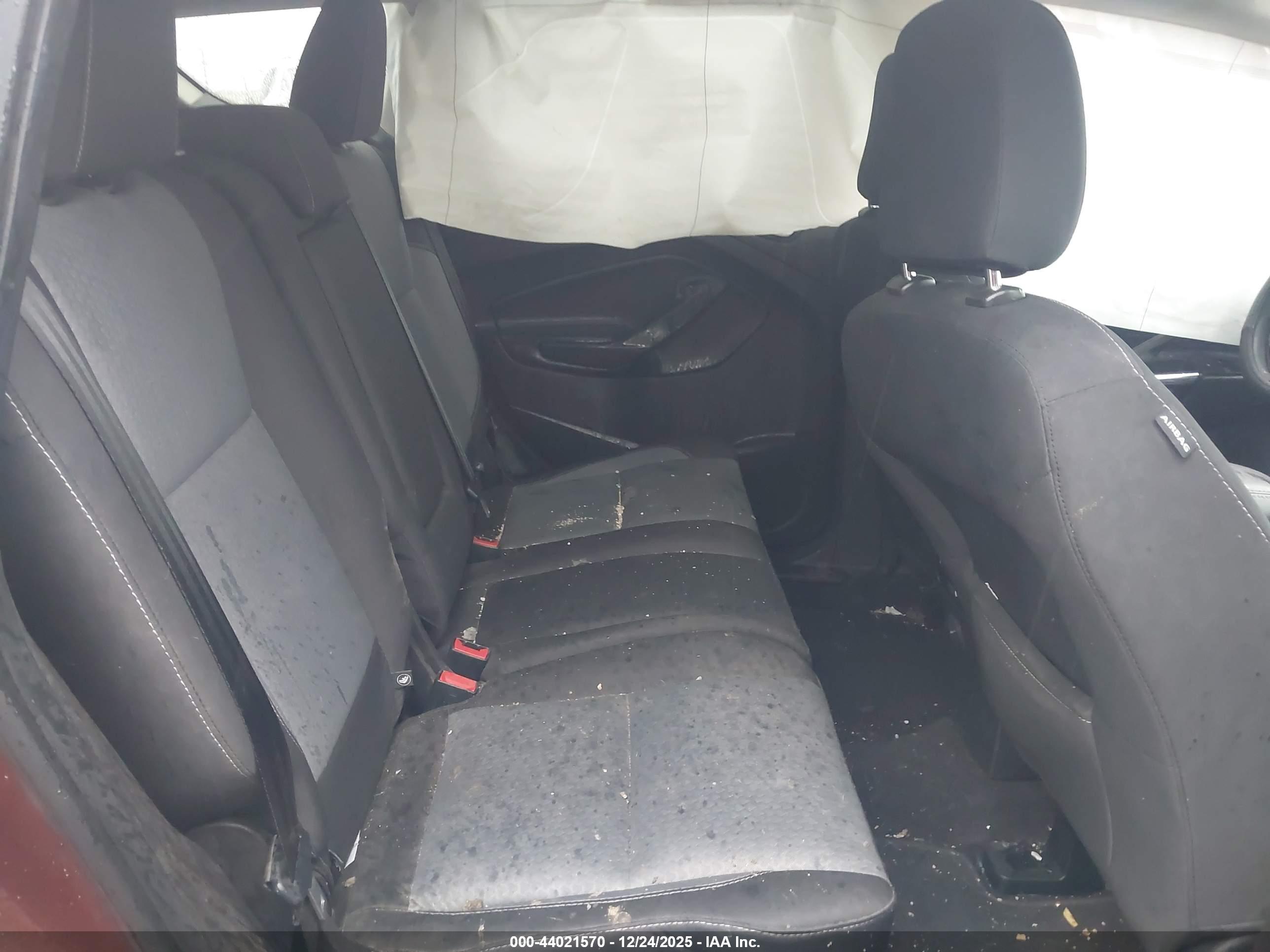 FORD ESCAPE image 8