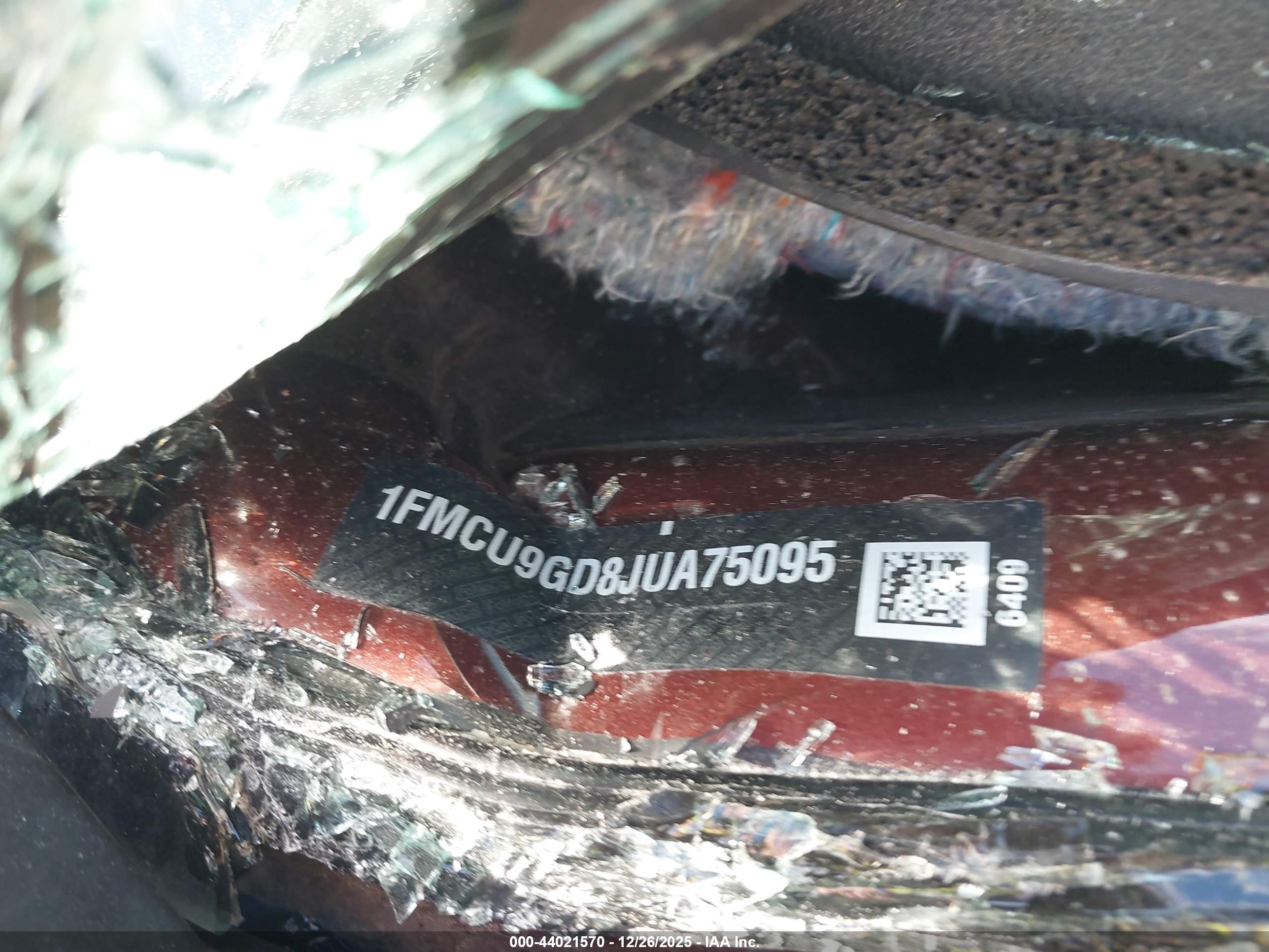 FORD ESCAPE image 9