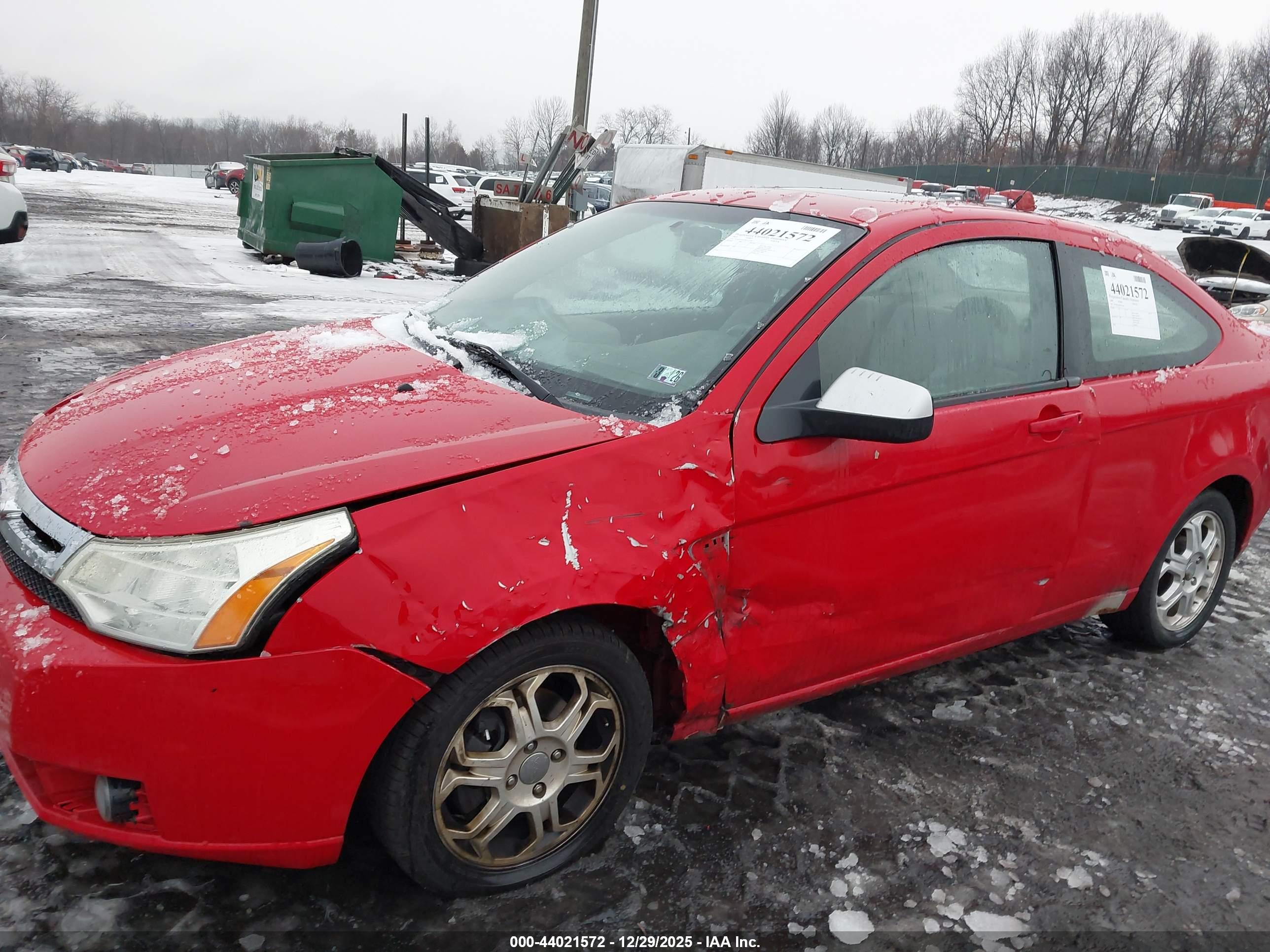 FORD FOCUS image 6