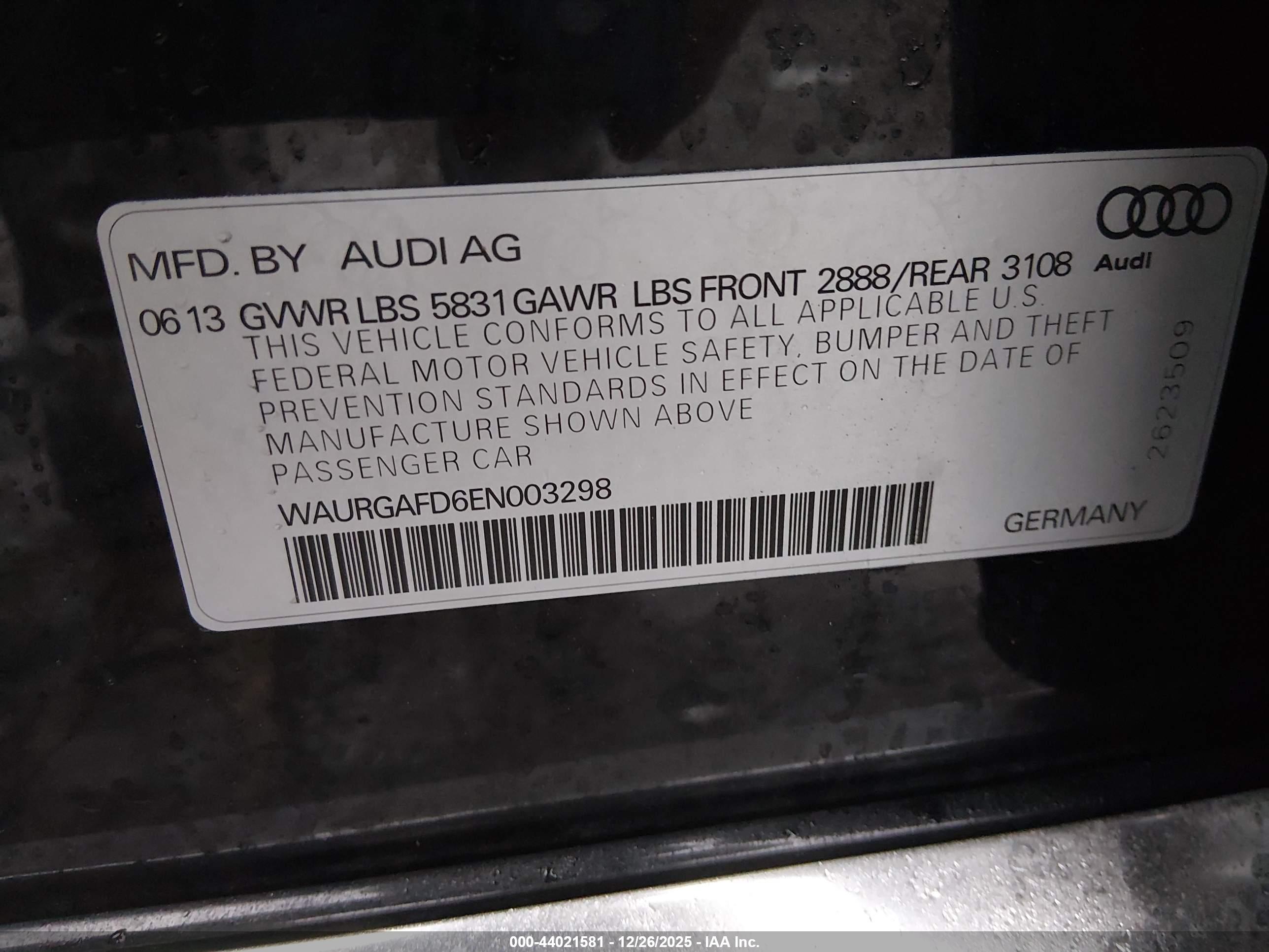 AUDI A8 image 9