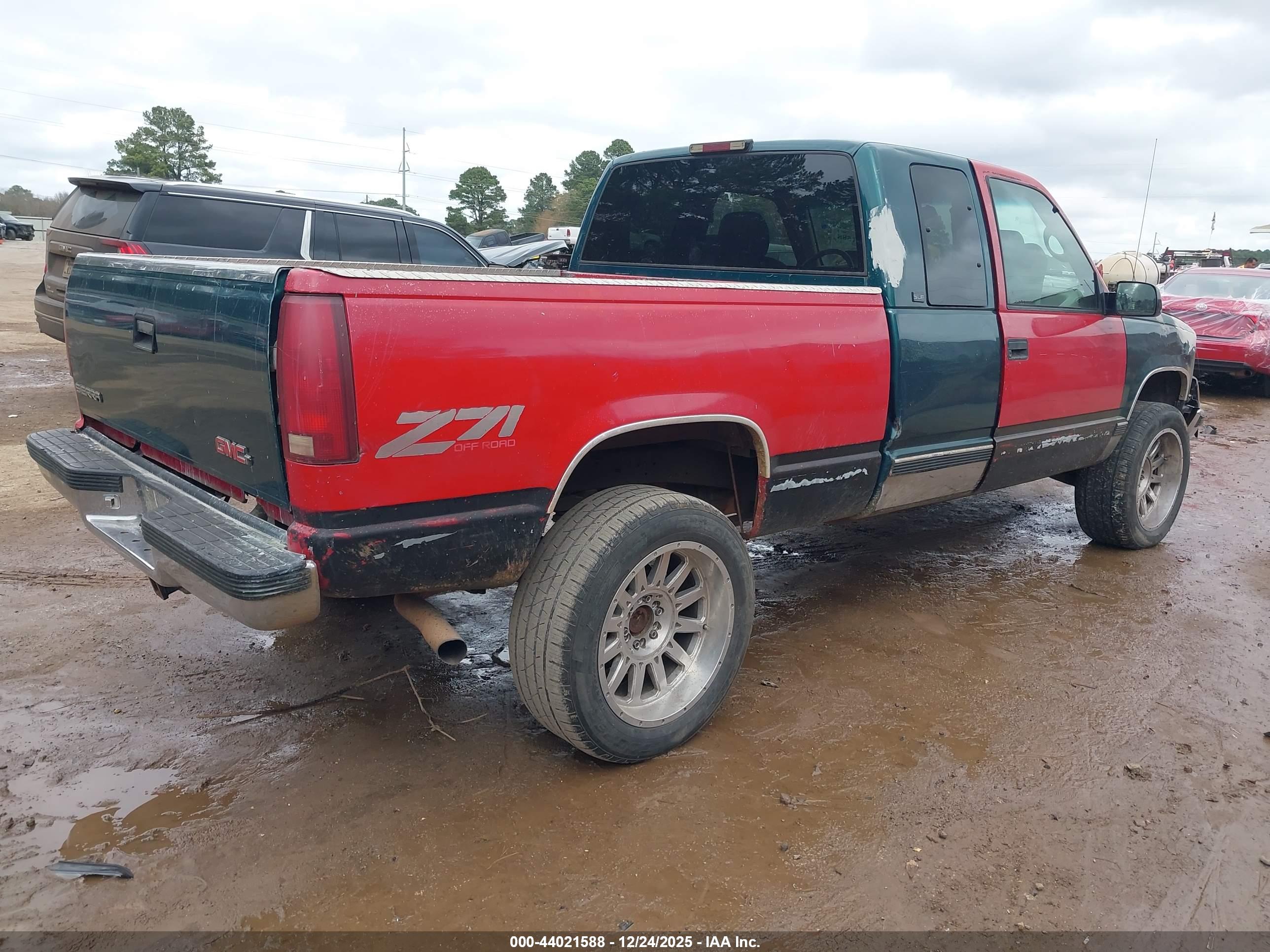 GMC SIERRA image 4