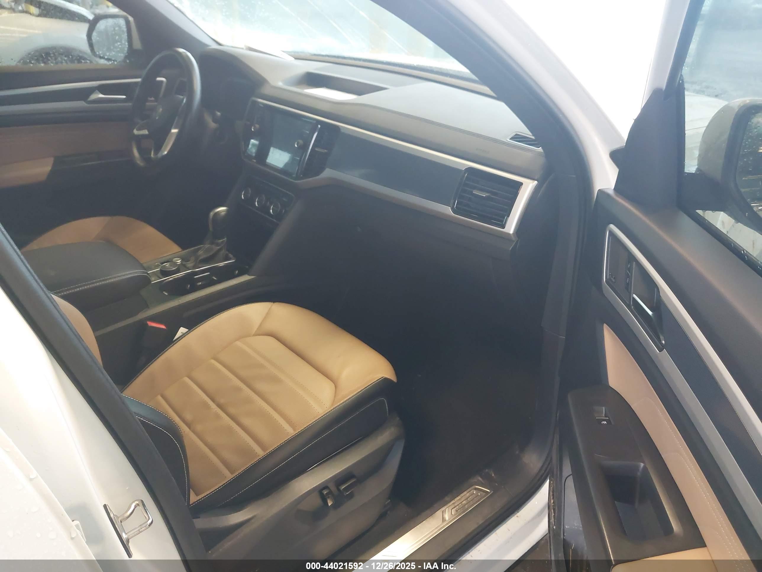 VOLKSWAGEN ATLAS image 5