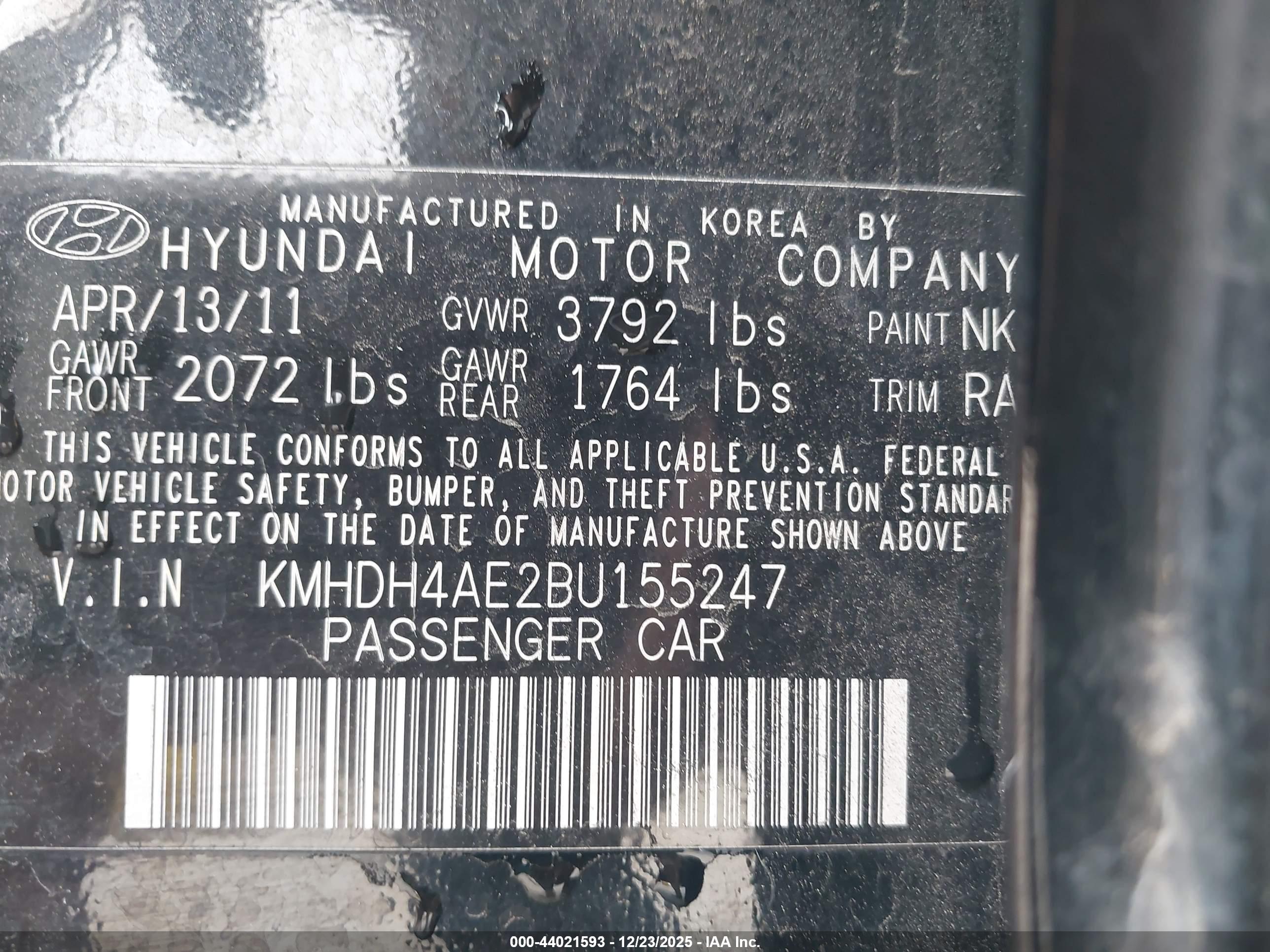 HYUNDAI ELANTRA image 9