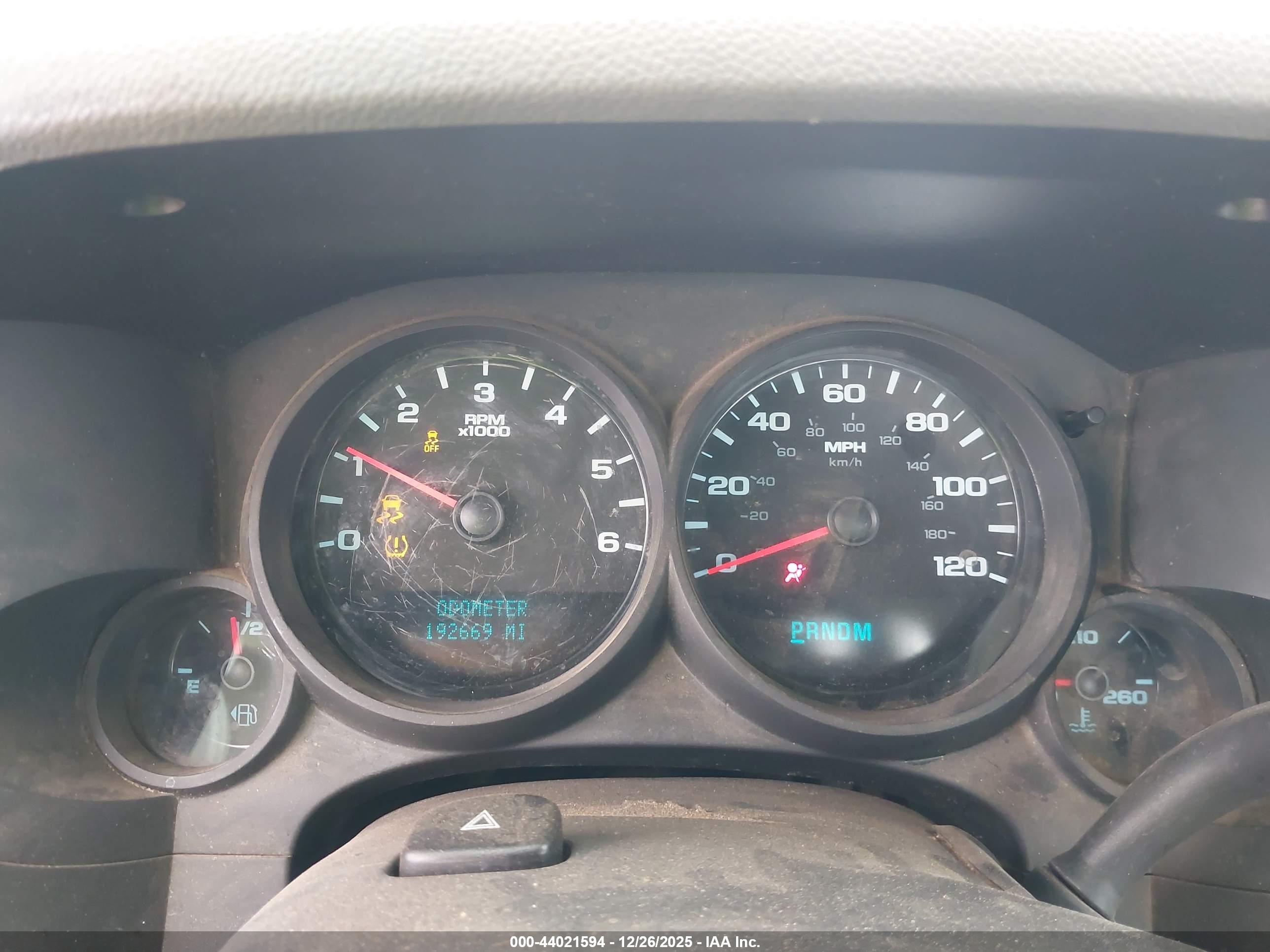 CHEVROLET SILVERADO image 7