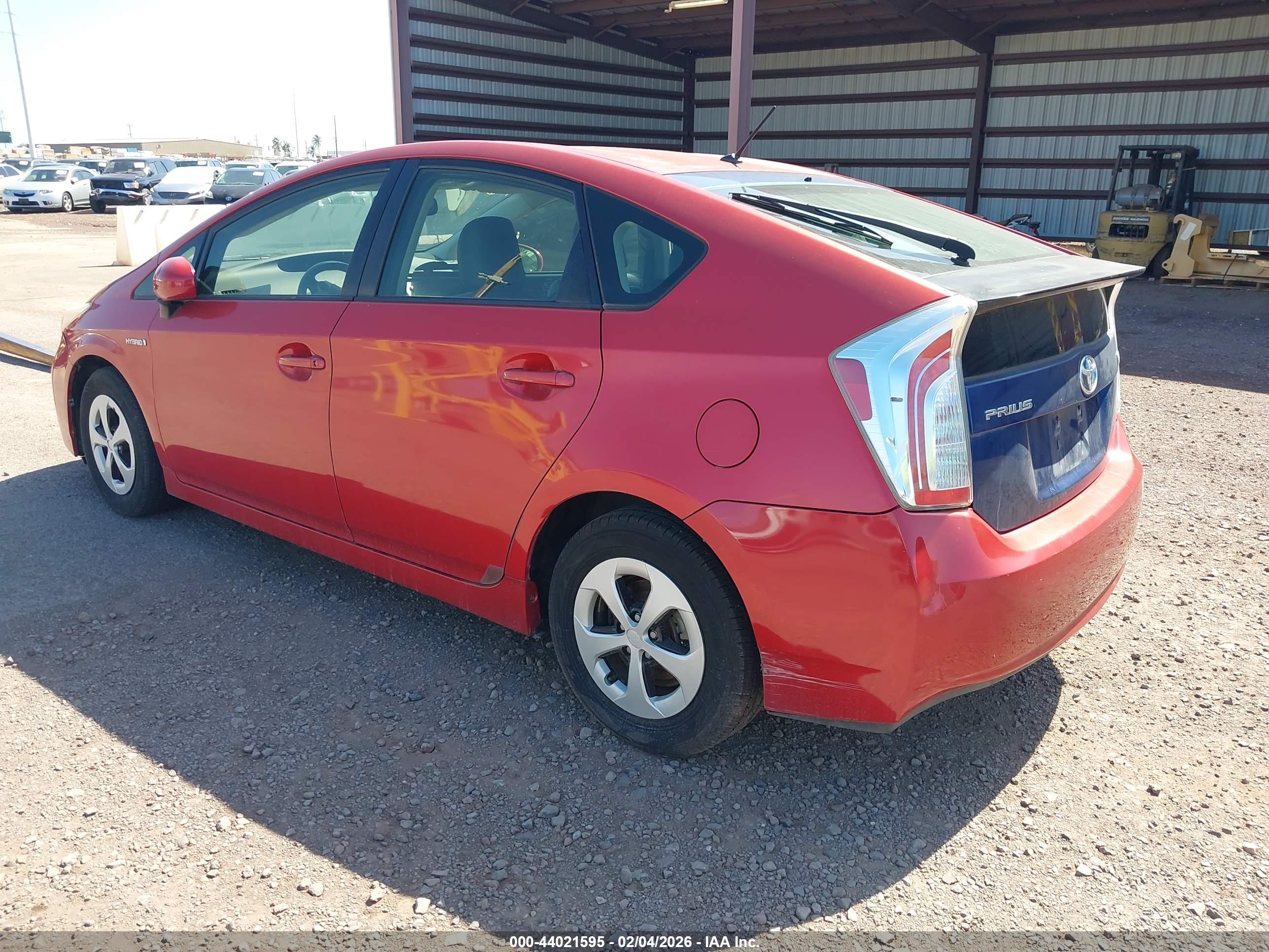 TOYOTA PRIUS image 3