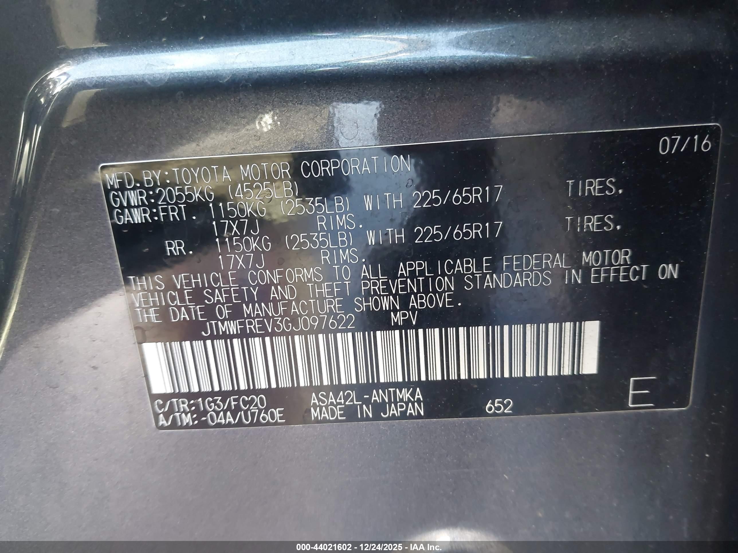 TOYOTA RAV4 image 9