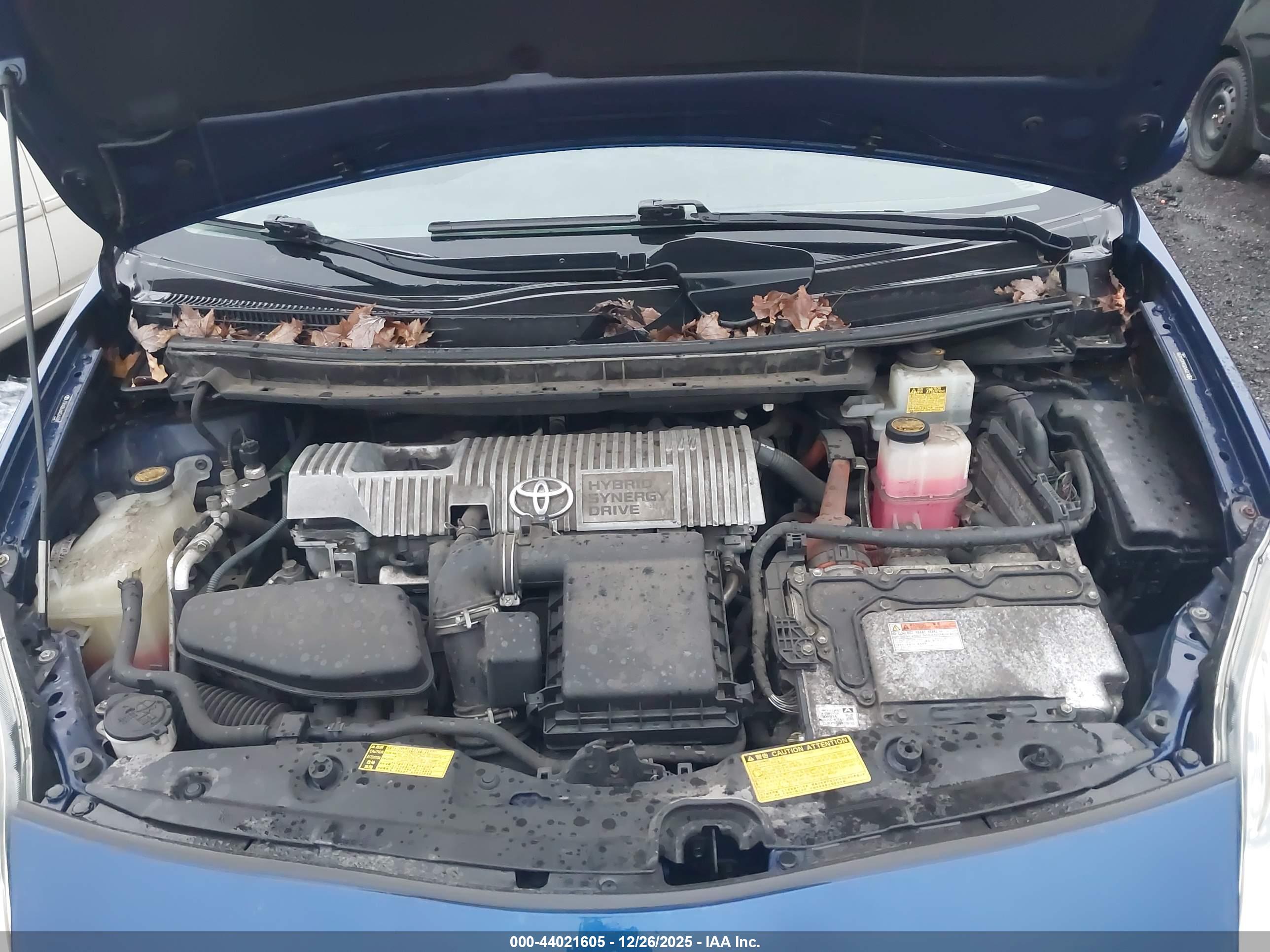 TOYOTA PRIUS image 10